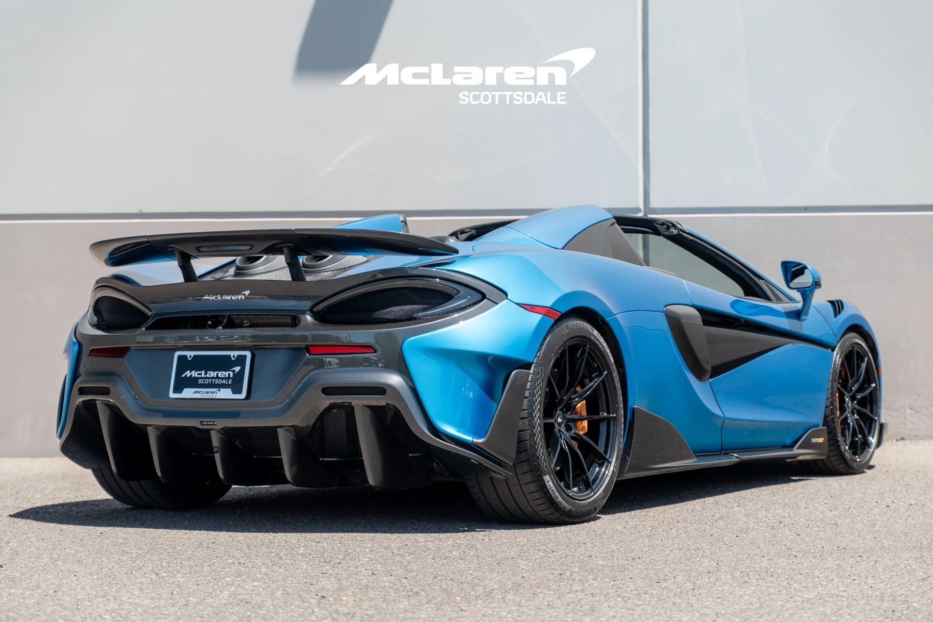 mph006_2698375378_Used_2020_MCLAREN_600_LT_1785532539_8cd711a349