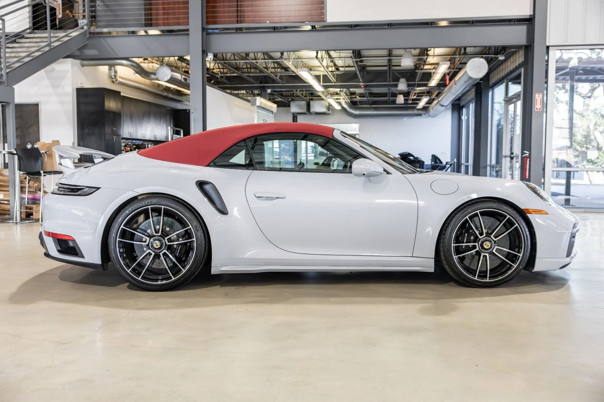 mph006_2707305876_l_A_ec391883ac