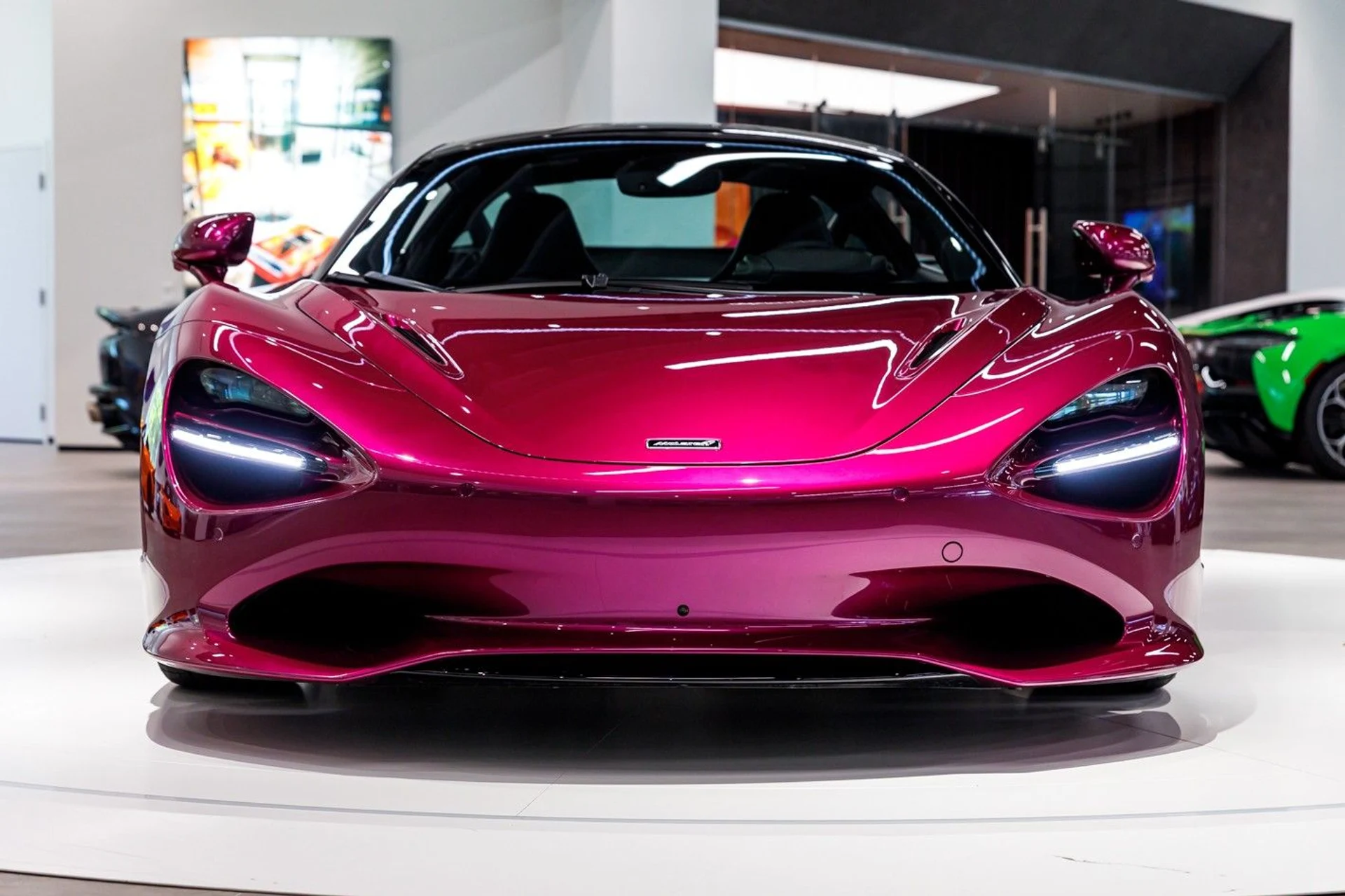 mph006_2708105033_676_p7_l_a260628107