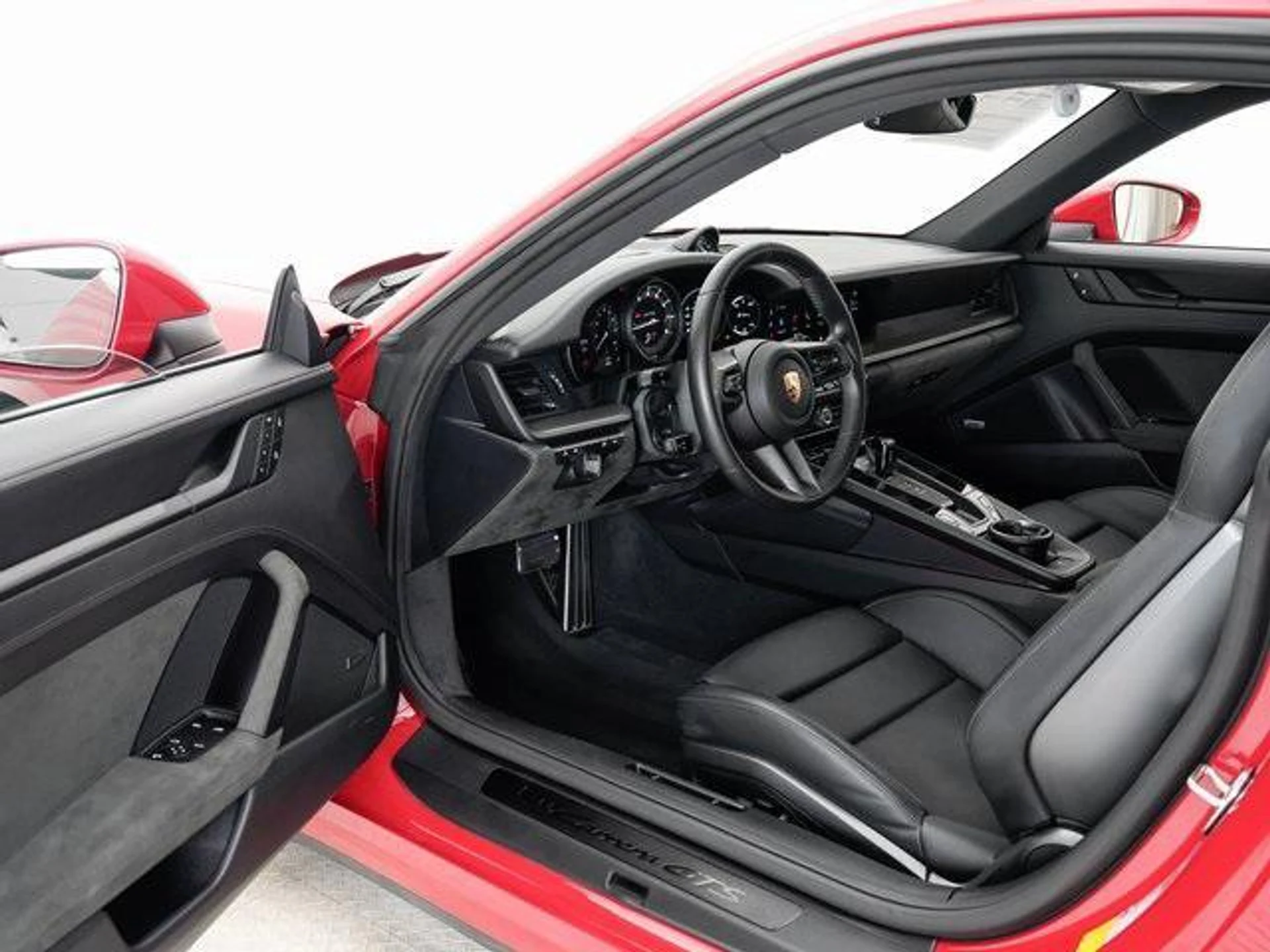 mph006_2711448895_s_T_Je2g_Cvjz_I0d_Q3_Jiuf3v_Gir_YE_e7ddb1ba16