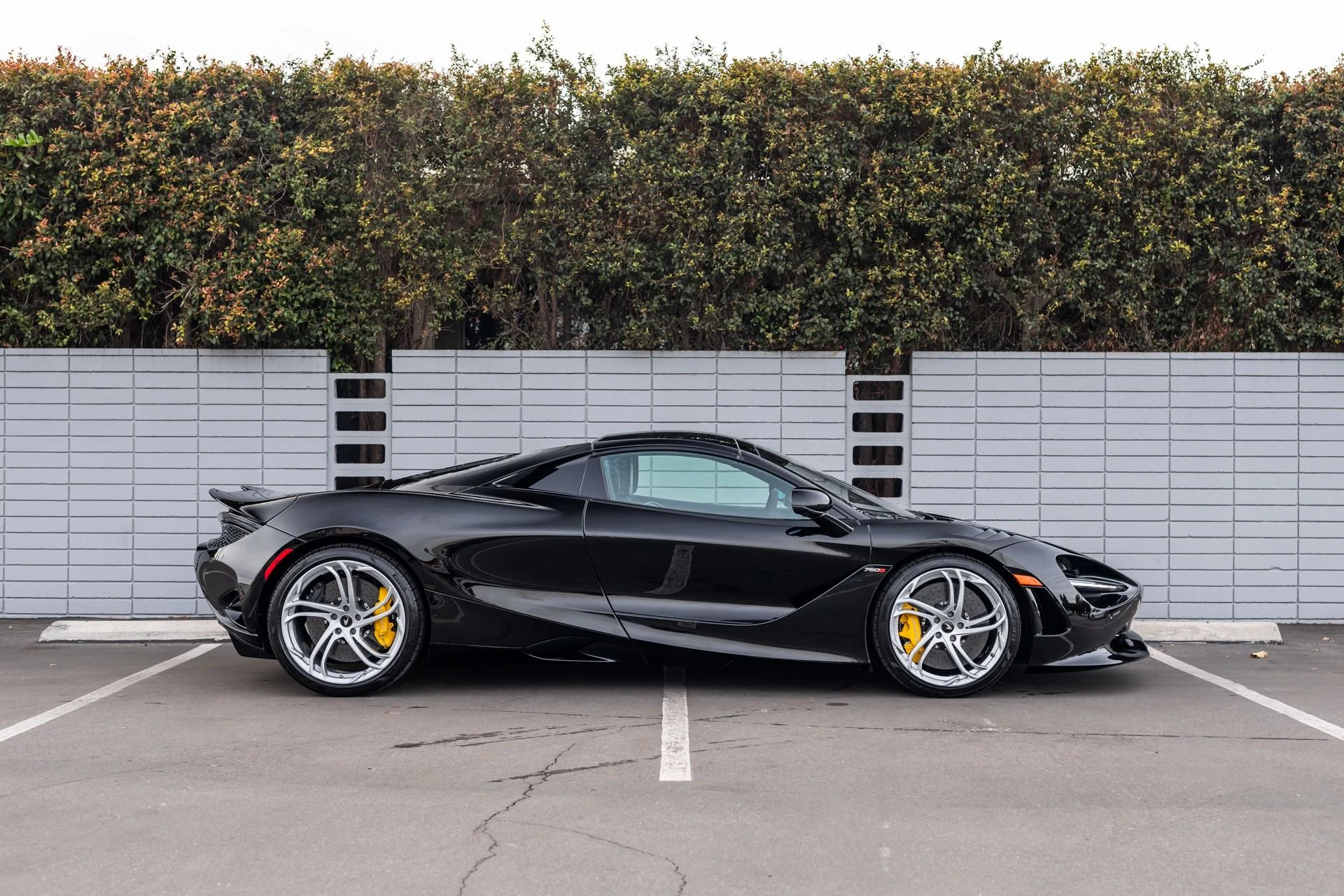 mph006_2721338512_Used_2024_Mc_Laren_750_S_Spider_1781806611_8b625d9188