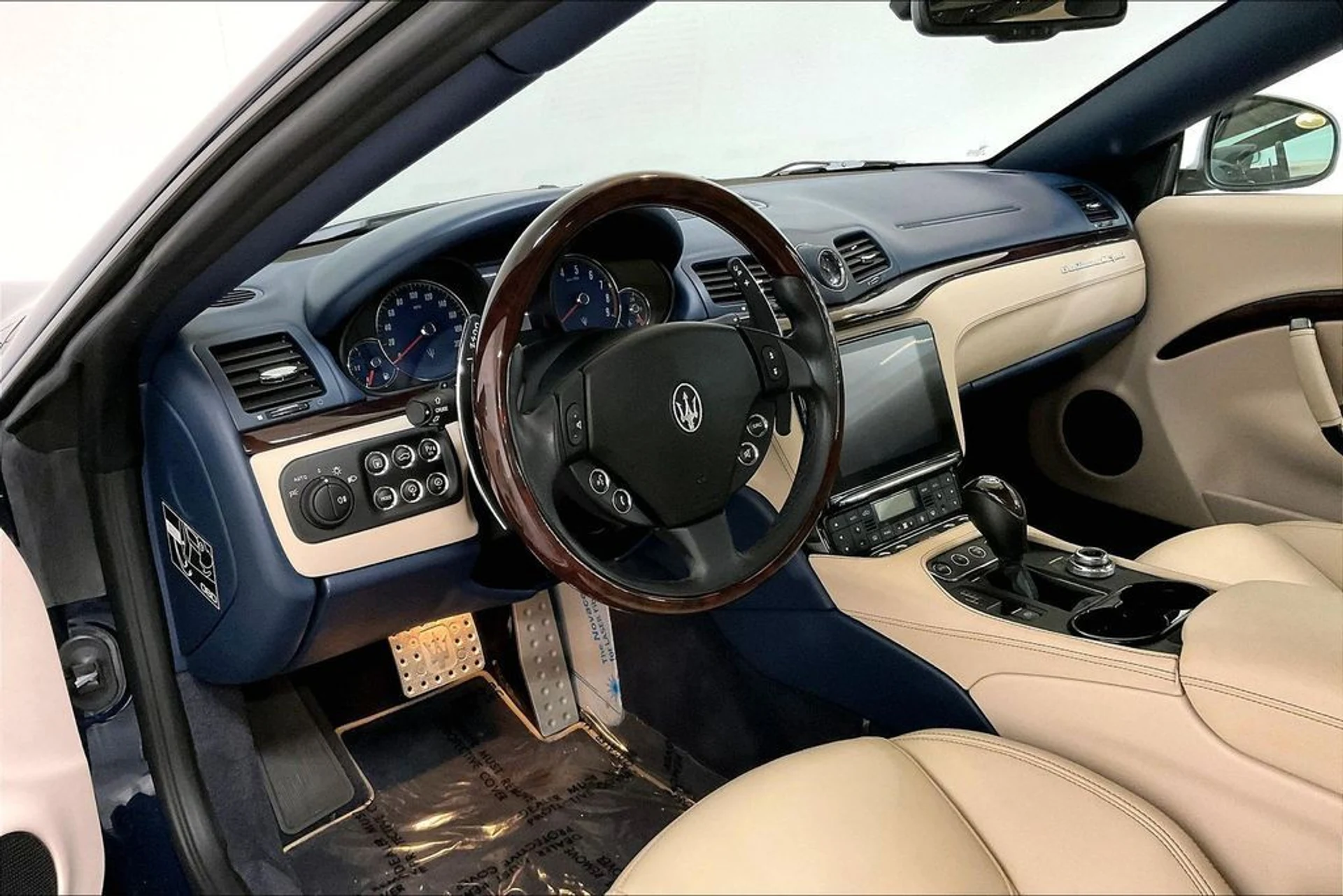 mph006_2721856267_3510e98bc1ba4f2e41d1d413f8141da2x_2c2abb7bb1