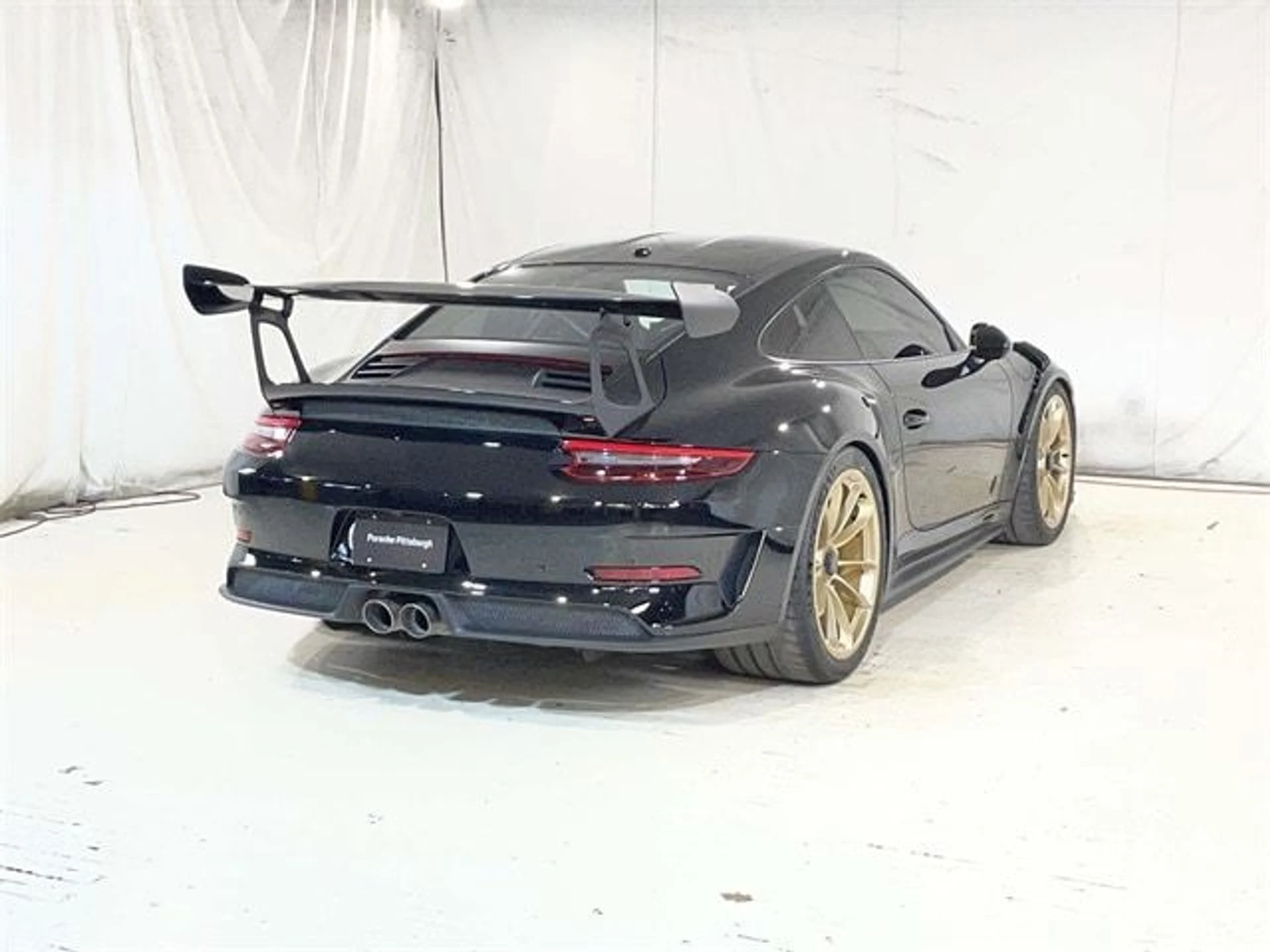 mph006_2729055082_1ba85d2f922a44aafbd349057b631d94x_3034073fee