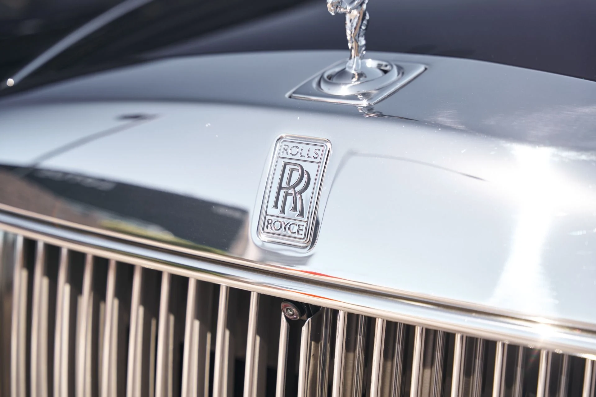 mph006_2740084833_Used_2026_Rolls_Royce_Phantom_Base_1792609384_c024a9d98a