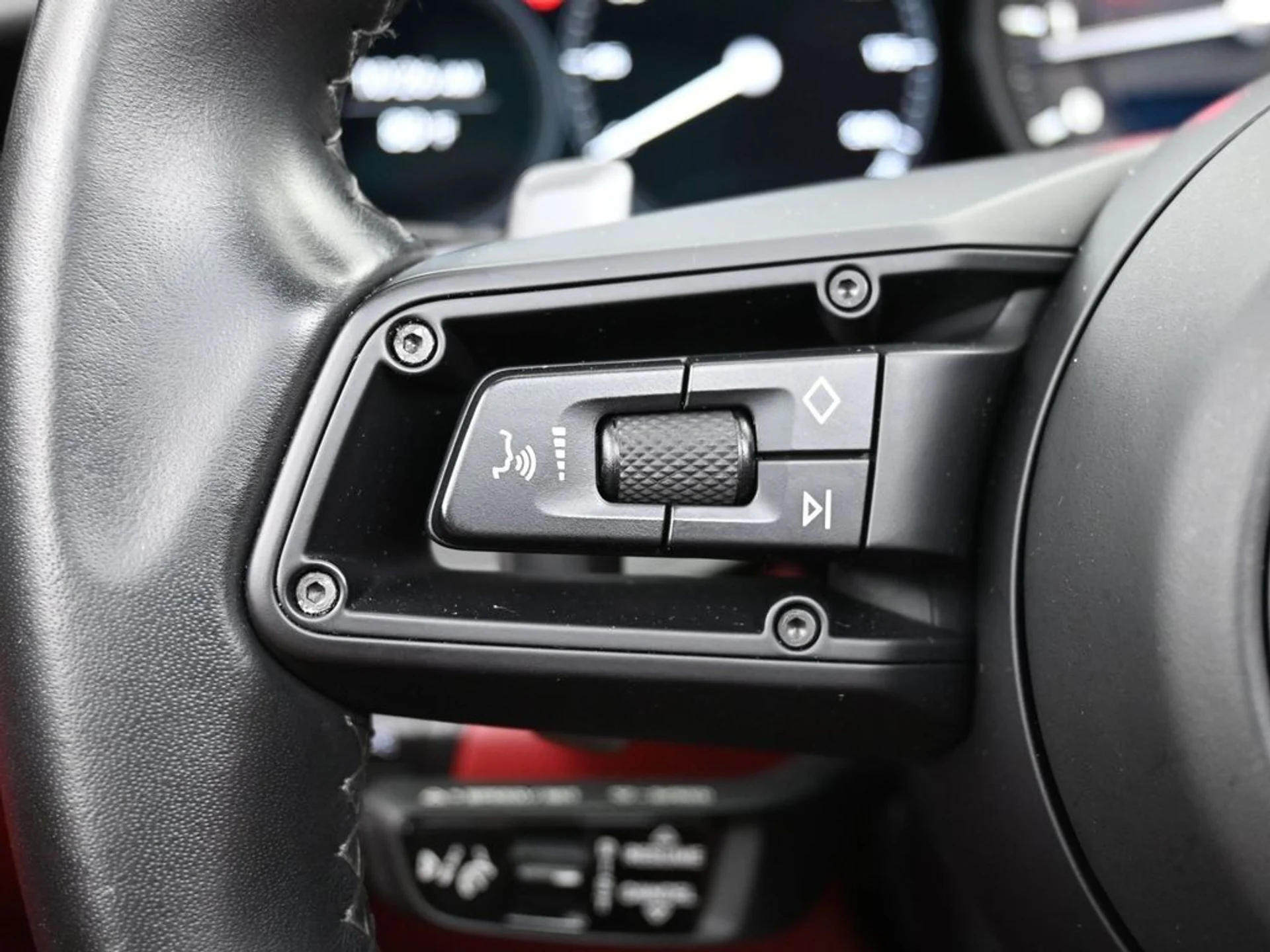 mph006_2746630288_1ad5a65628224b8f1348e54296901850_5b7bd4b0d8