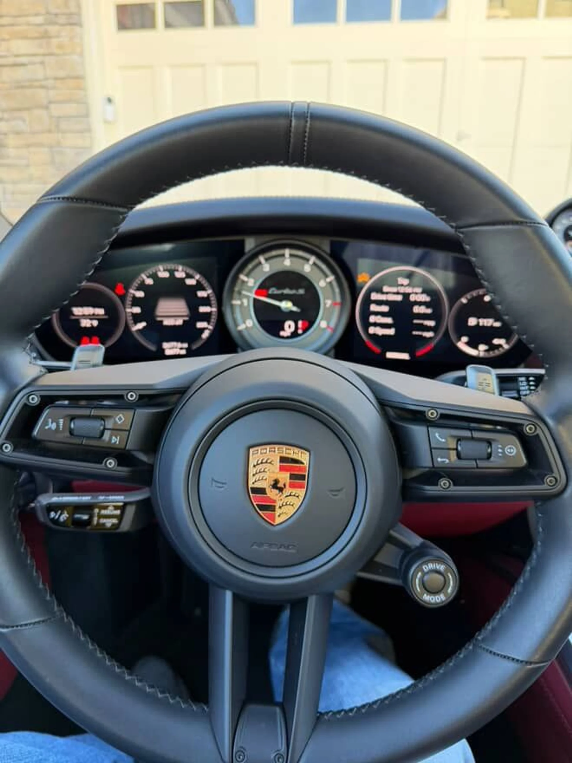 mph006_2748765468_Used_2023_Porsche_911_Turbo_S_1761082591_afa5ebfe53