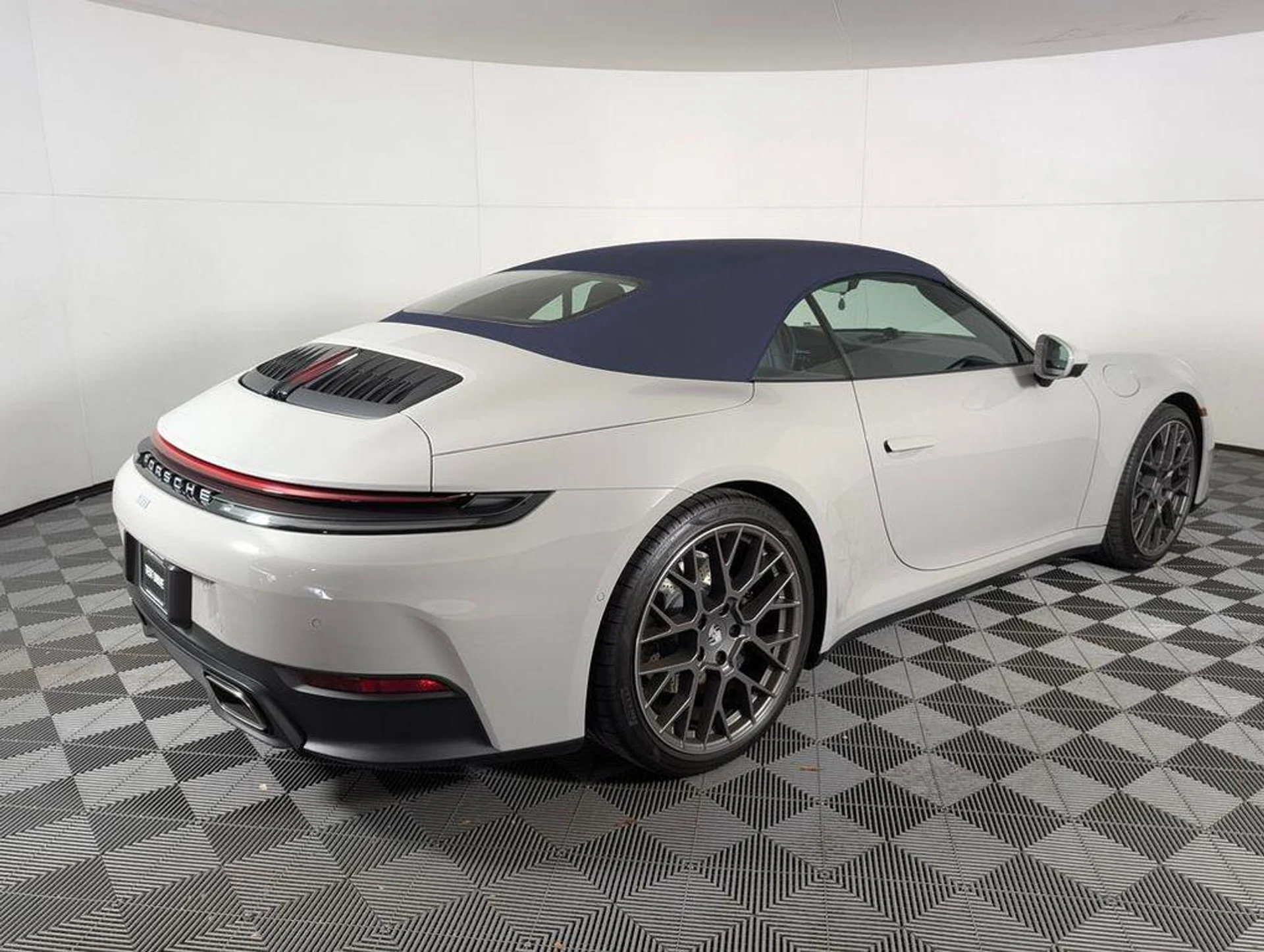 mph006_2750135706_h_Zuy_Ks_MTWVTB_7hp_AB_73_Byt_N2_Pm_Y_879d3eae46