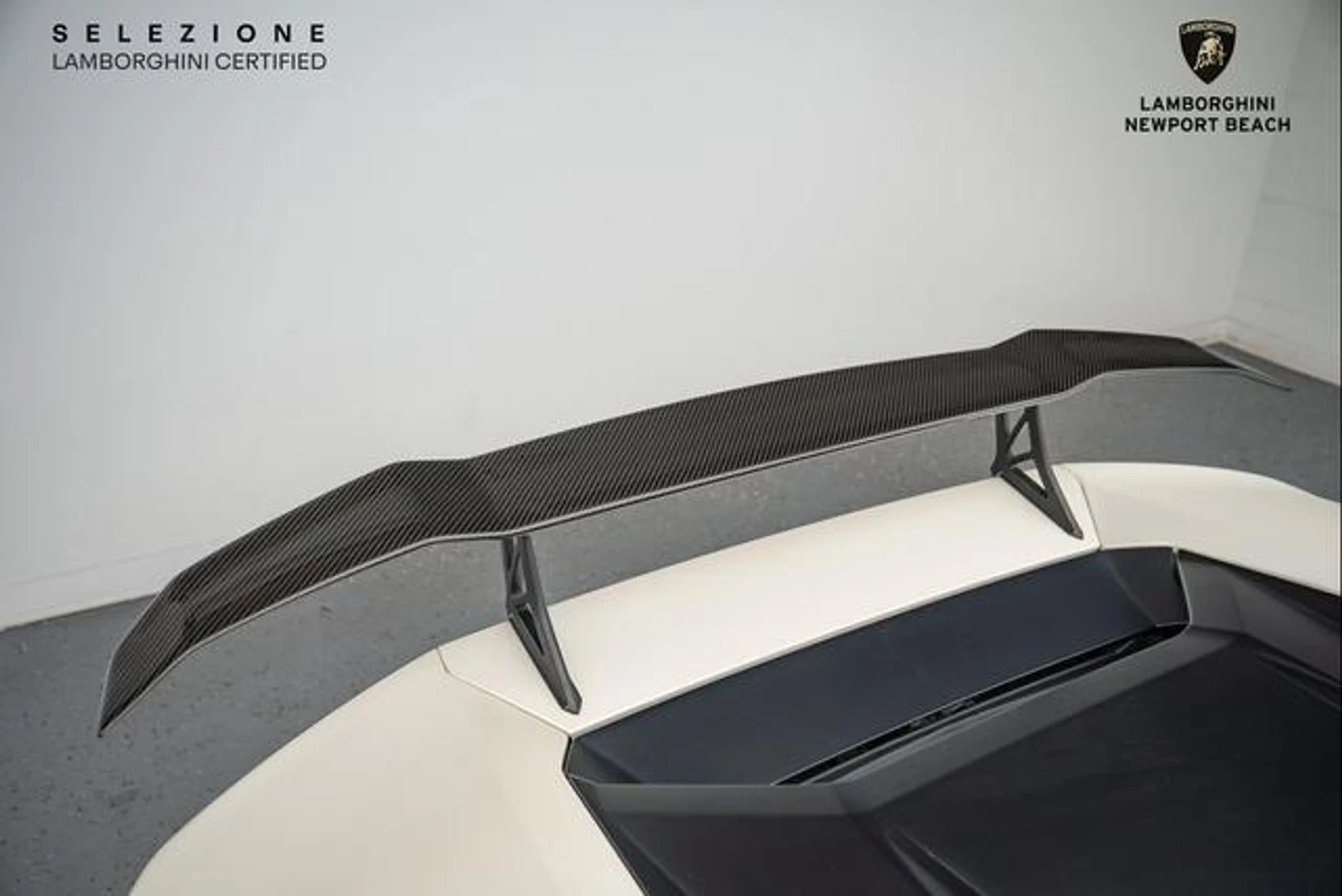 mph006_2762599107_P_Gk_E_Dy5_DRABQV_0_Ez_T1_Fd_Ar_Vh_A_8ae29fd93d