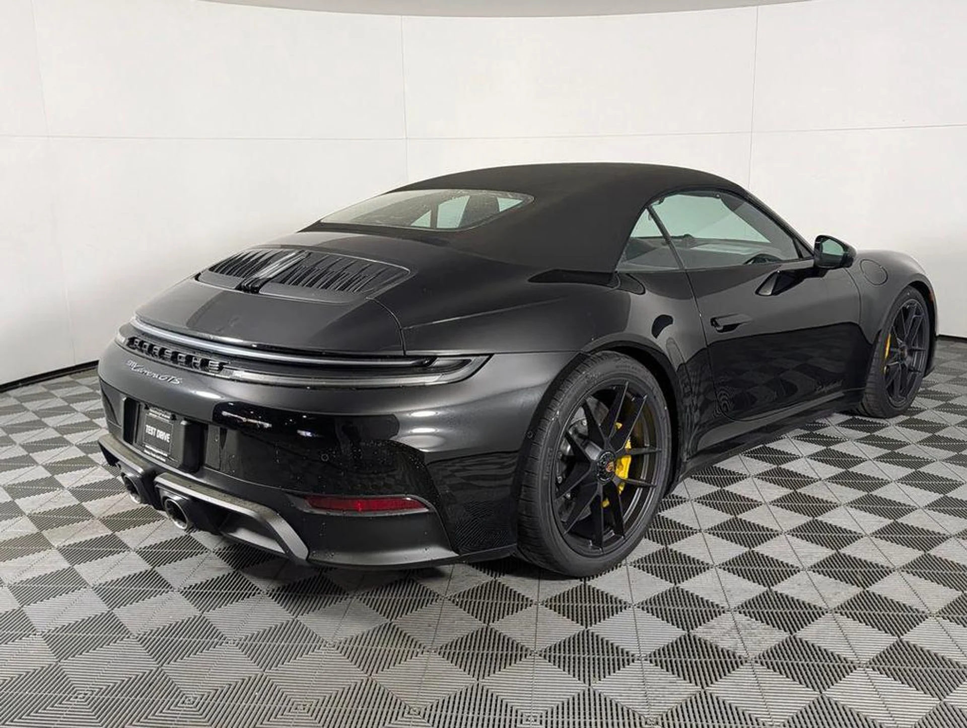 mph006_2762692583_LE_Ogi_Uefx_A6m_Ok_LSD_H88m_QQ_0_Kg_674f4fb970