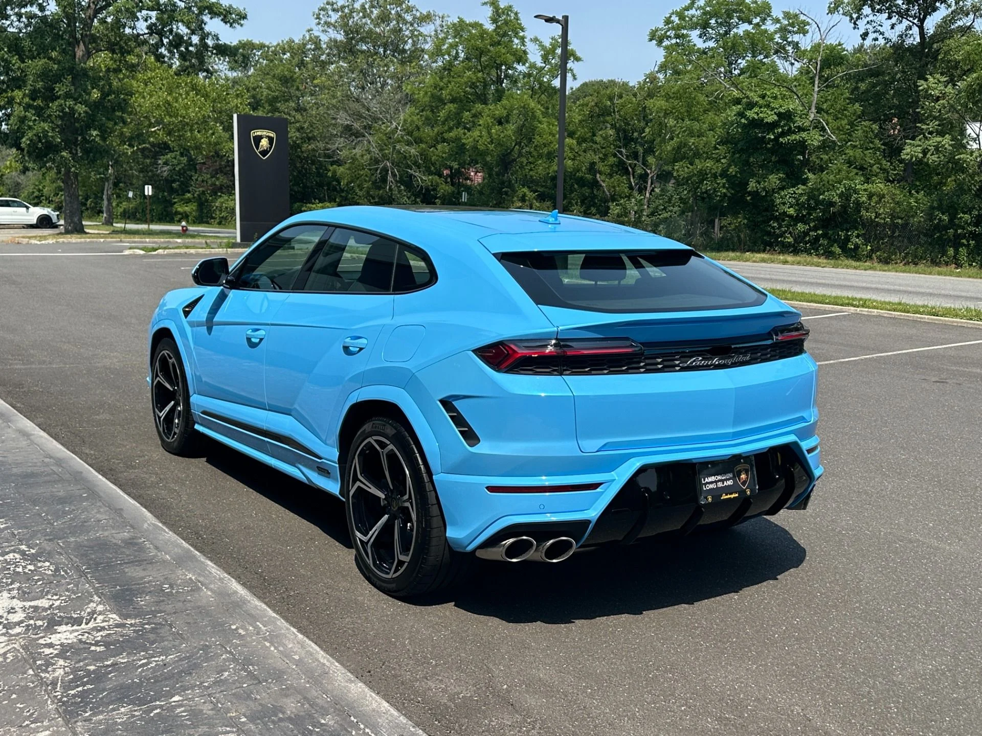 mph006_276323128_Used_2026_Lamborghini_Urus_SE_1783978520_93c9c4c47a