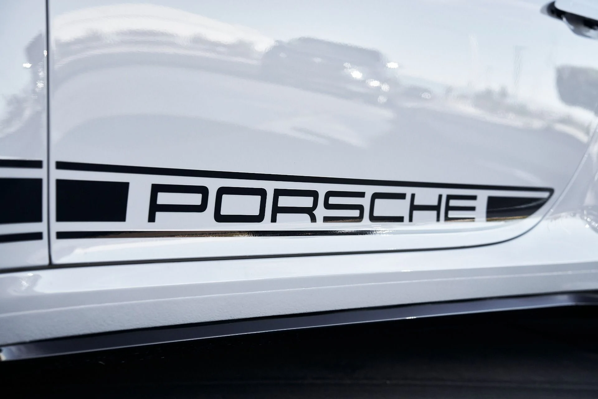 mph006_2763687607_Used_2025_Porsche_911_Turbo_1761097451_1bf3000423