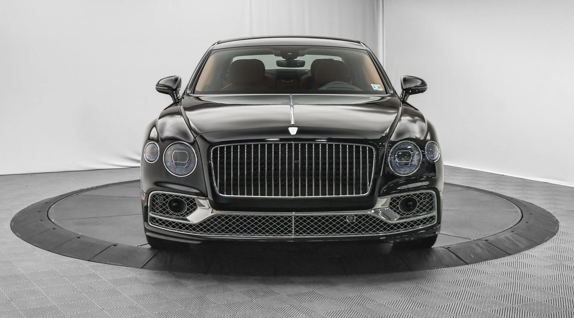 mph006_2781299846_Used_2023_Bentley_Flying_Spur_Azure_1755332856_5caafae1ca