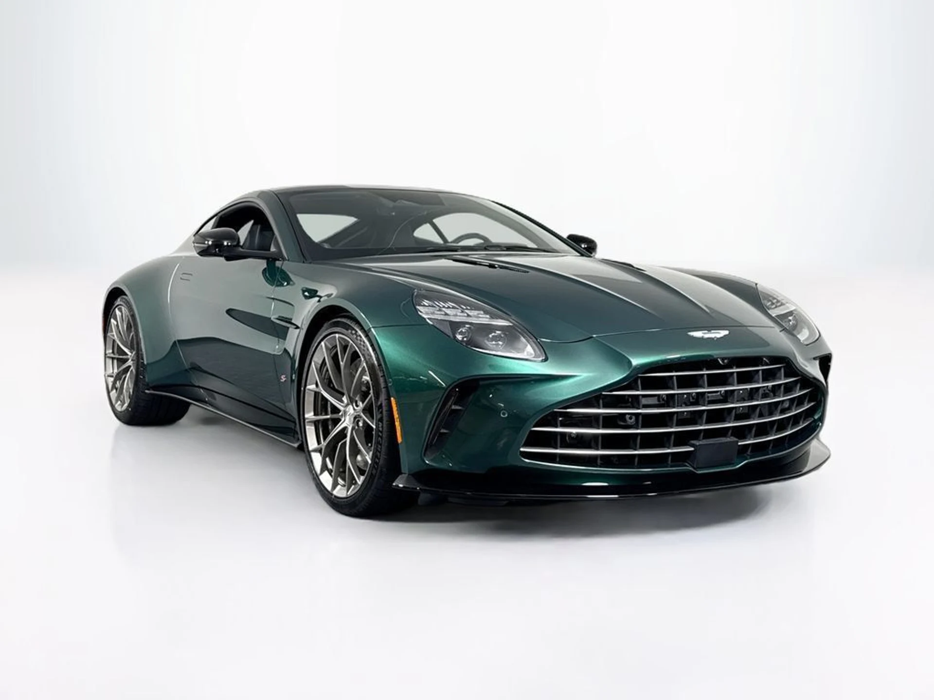 mph006_2784823110_new_2026_aston_martin_vantage_scoupe_11350_23038314_7_1024_03822dd261