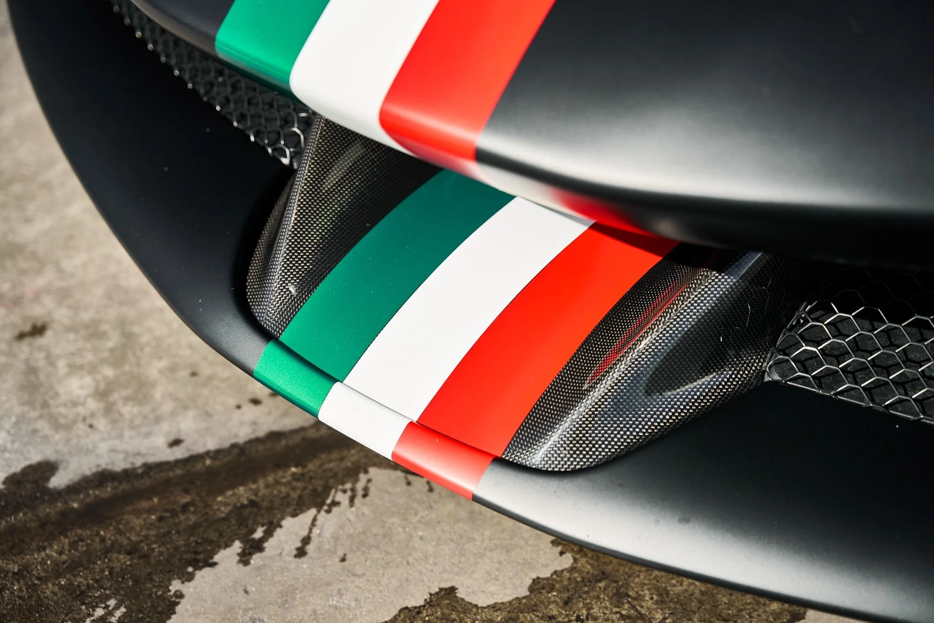 mph006_2791946375_Used_2023_Ferrari_SF_90_Stradale_Base_1772922910_8259f8831b