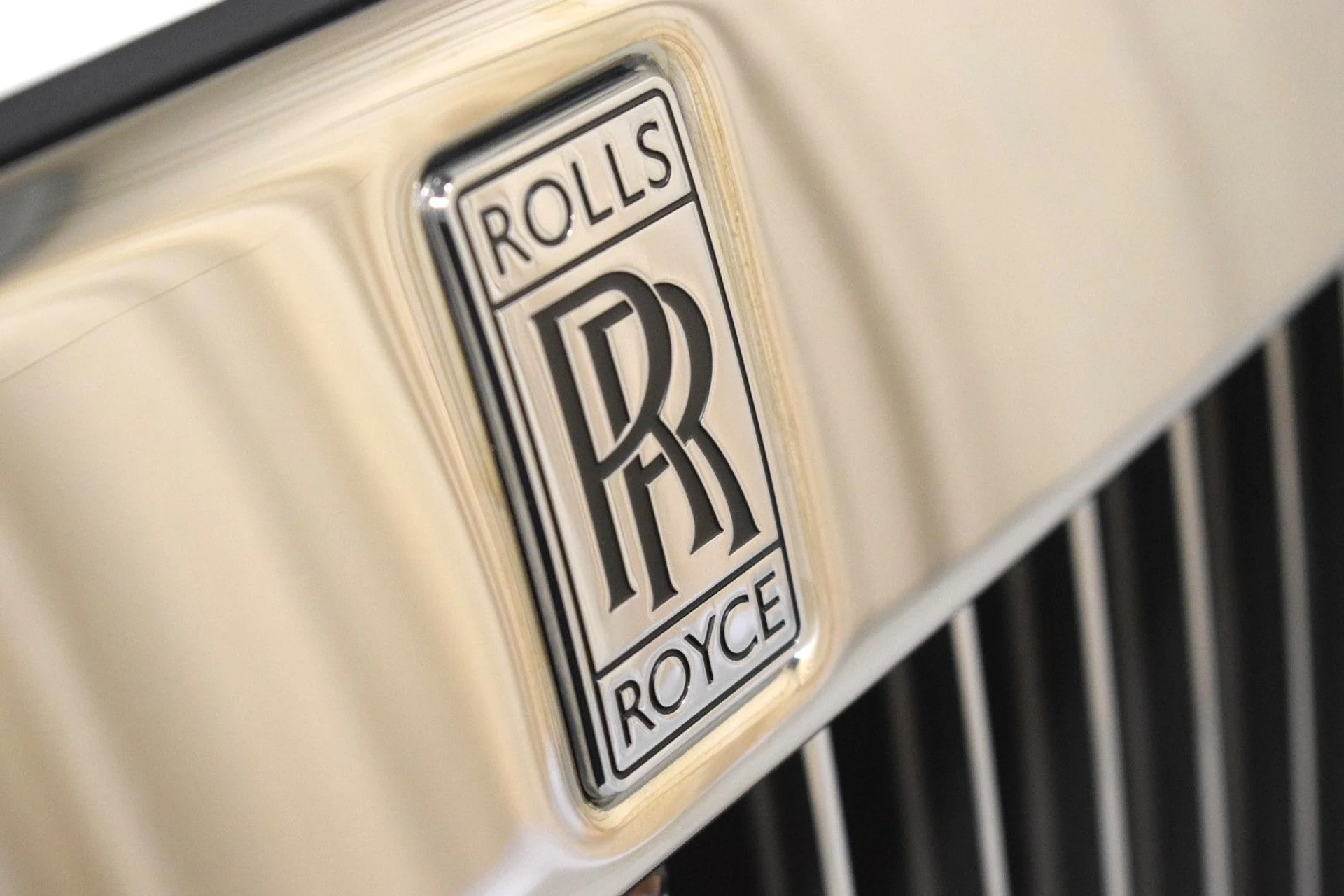 mph006_2798134035_a21ec40d3a4a7e4af02d67355aabe966x_09165d636c