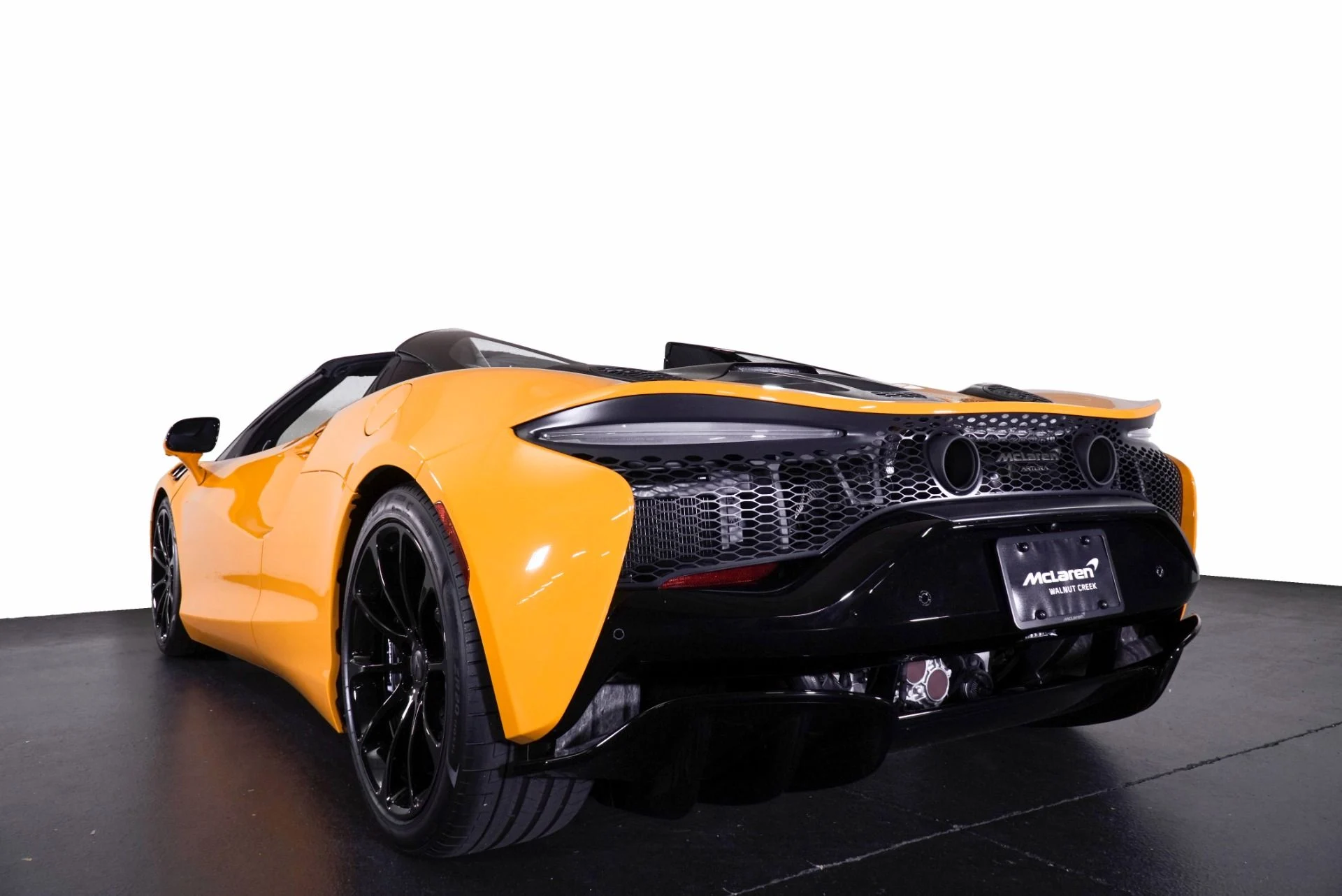mph006_2806622062_New_2026_Mc_Laren_Artura_Spider_1783063264_23e6749695