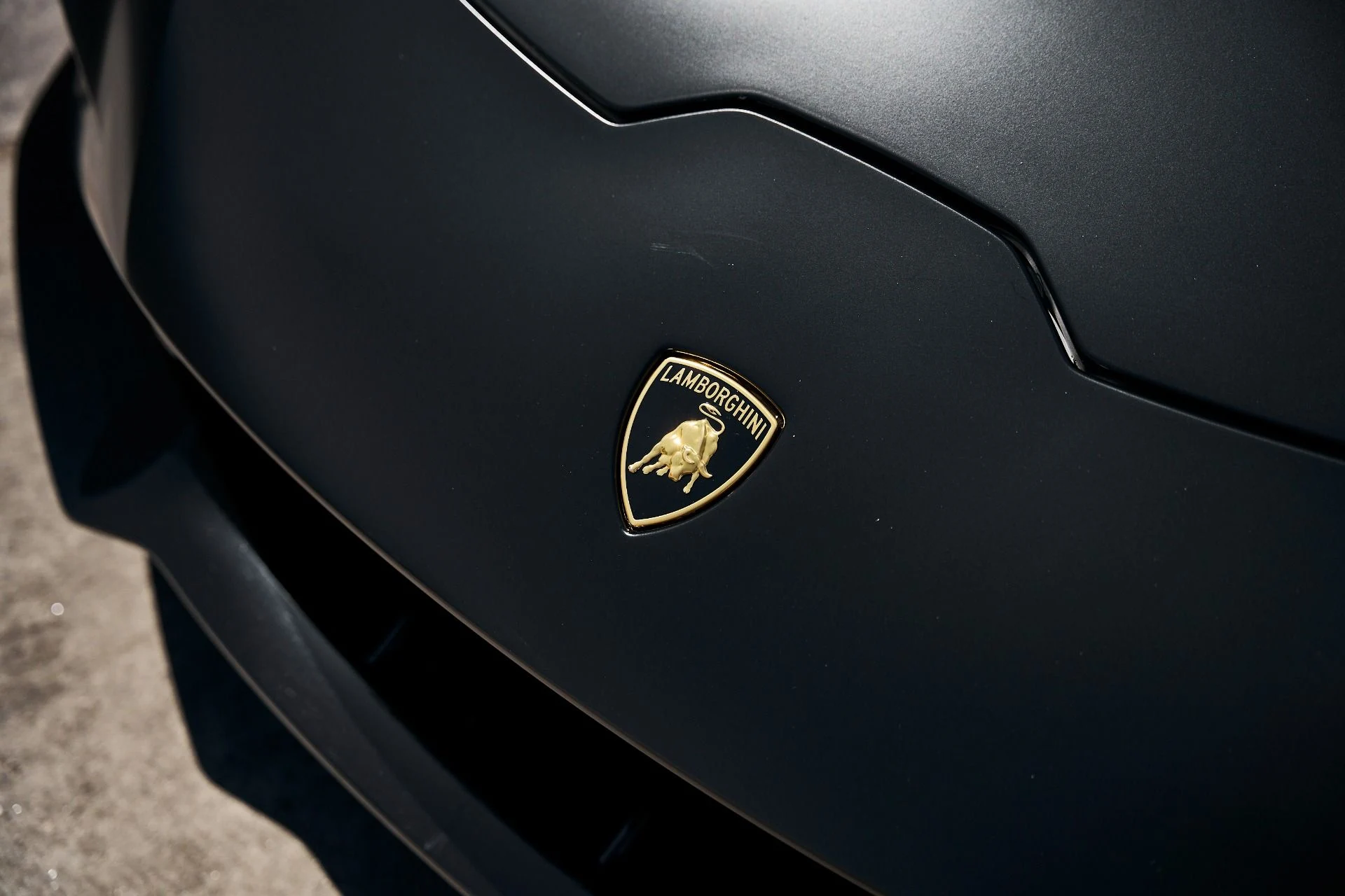 mph006_2808529483_Used_2022_Lamborghini_Huracan_EVO_Base_1779498725_d42658a2f0