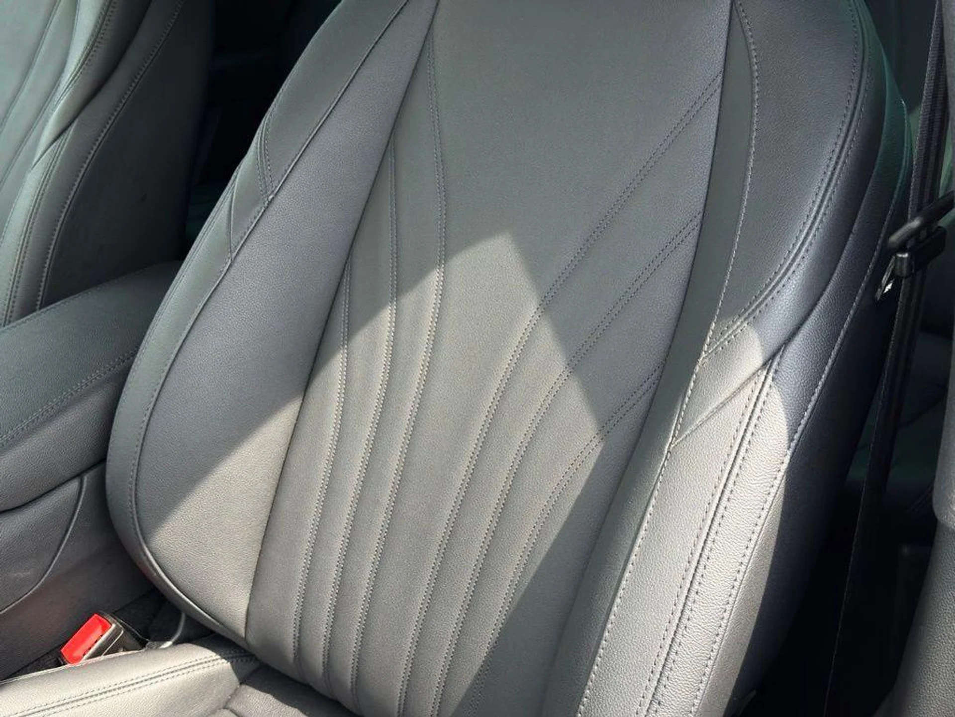 mph006_2808644620_Yn_Cig_U_Lt_EFI_Xt1f_Wzw2c1_EDR_2_Ug_55040d94dc