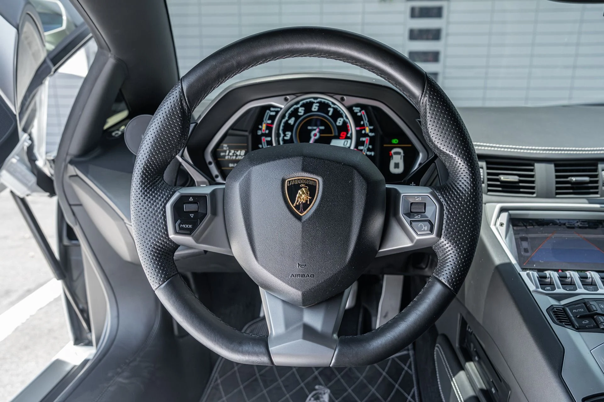 mph006_2817590266_Used_2013_Lamborghini_Aventador_LP_700_4_1753157575_43a259c7cd