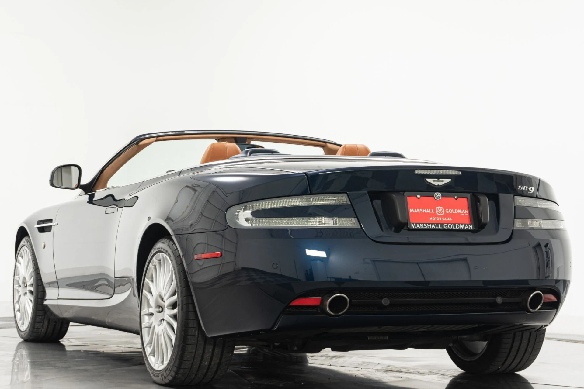 mph006_2821519025_Used_2011_Aston_Martin_DB_9_Volante_Two_Tone_Interior_V12_Power_1780003094_87c2b5291e