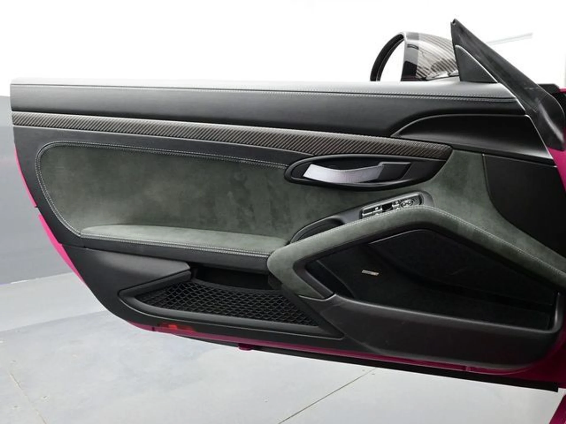 mph006_2822684507_11433e4078844203cc44e31c134cb0a4x_4a3cda691b