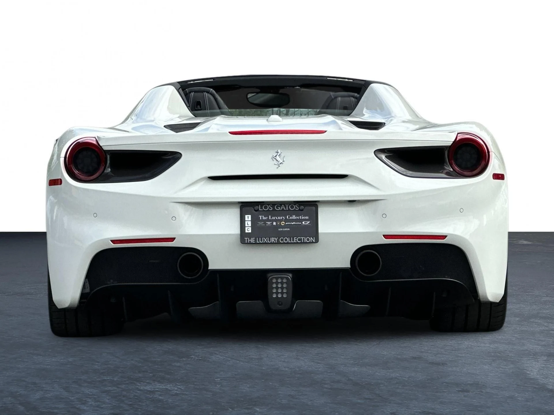 mph006_2833527610_Used_2018_Ferrari_488_Spider_1776240640_e5e8eb9f70