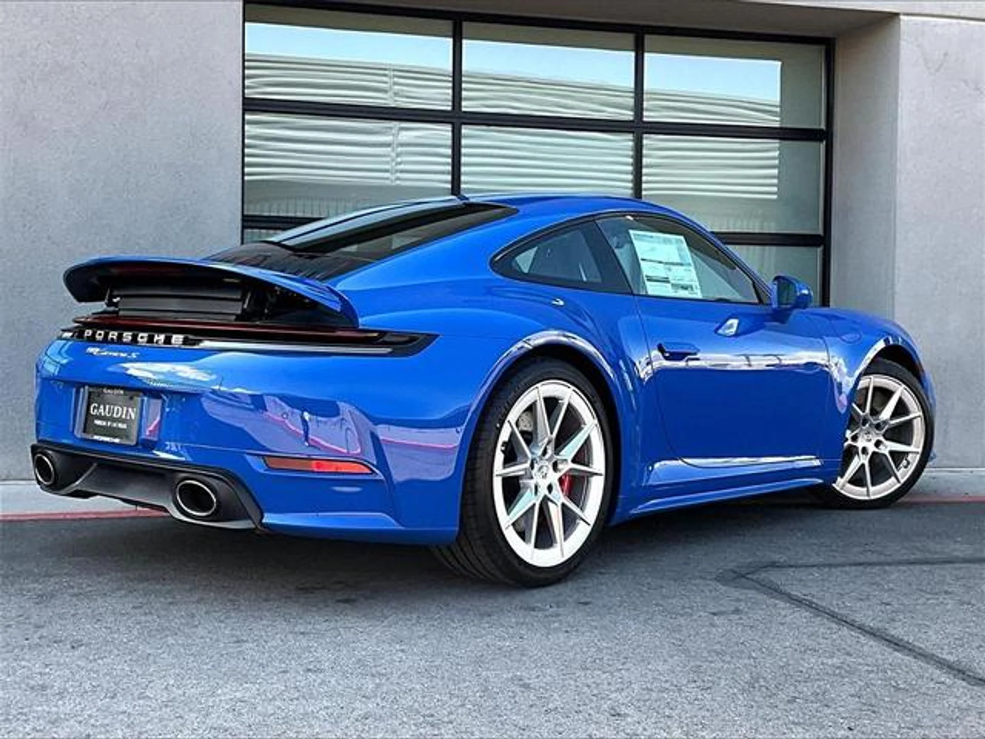 mph006_2848565989_GJ_Re_H_Pi_Vhd_Wg_UJC_t_O_Kn2pkkht_M_78a4f0bbbf