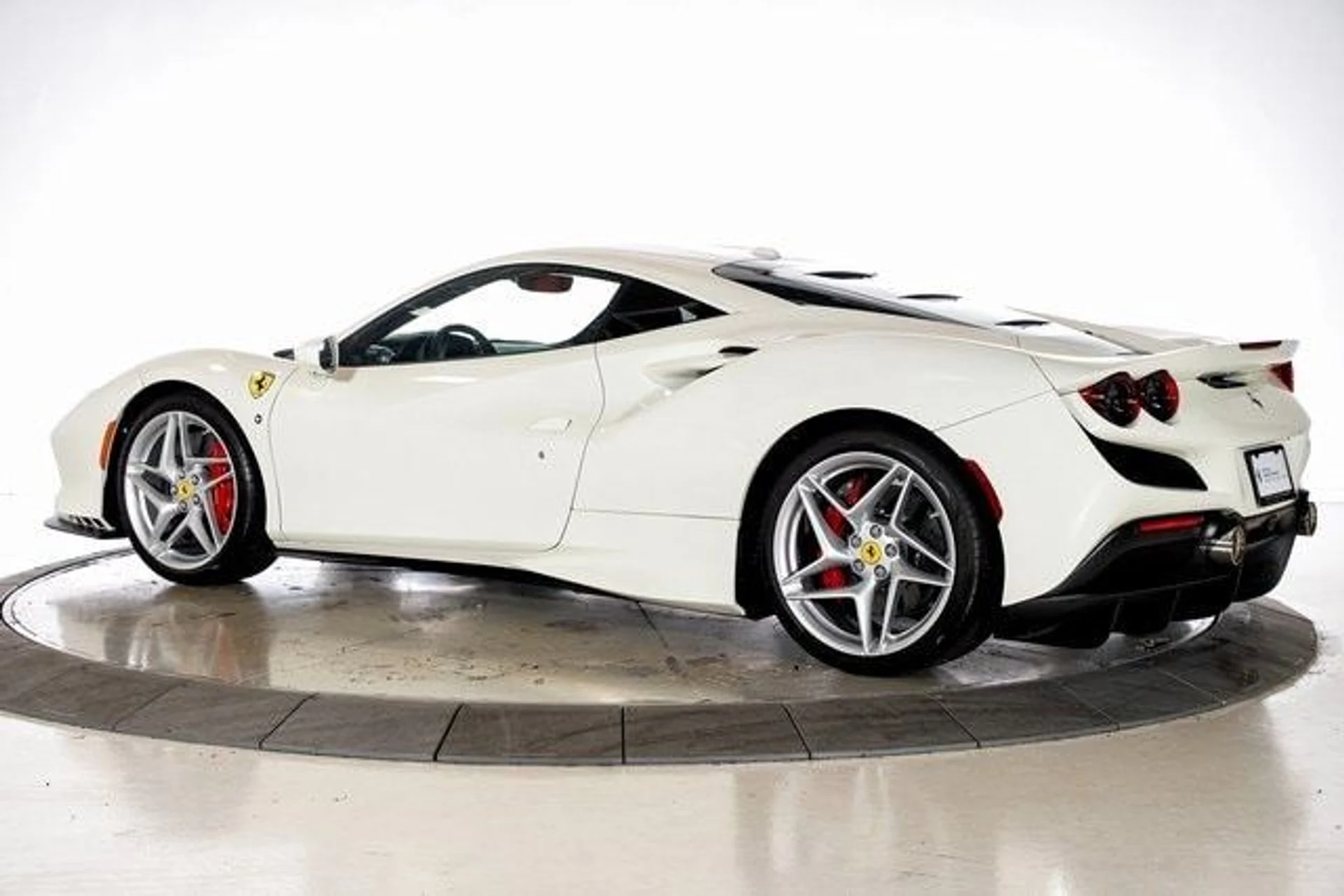 mph006_2851215838_92813a198ea02f98b71efc4fa494dd12x_e5f1d75043