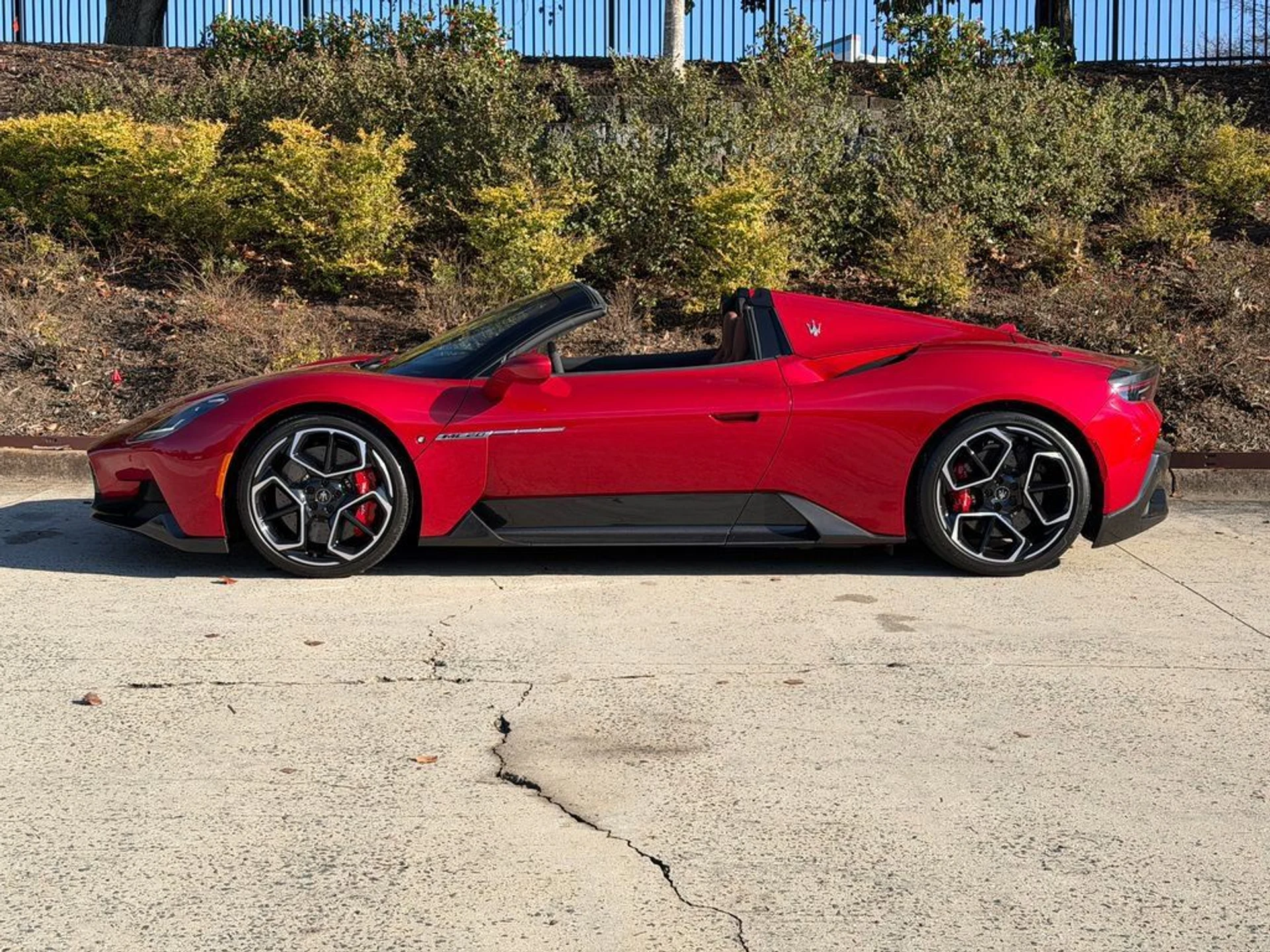 mph006_2852149740_2a0b2a9942f2450e8a031de601ec2cad_ea13c31536