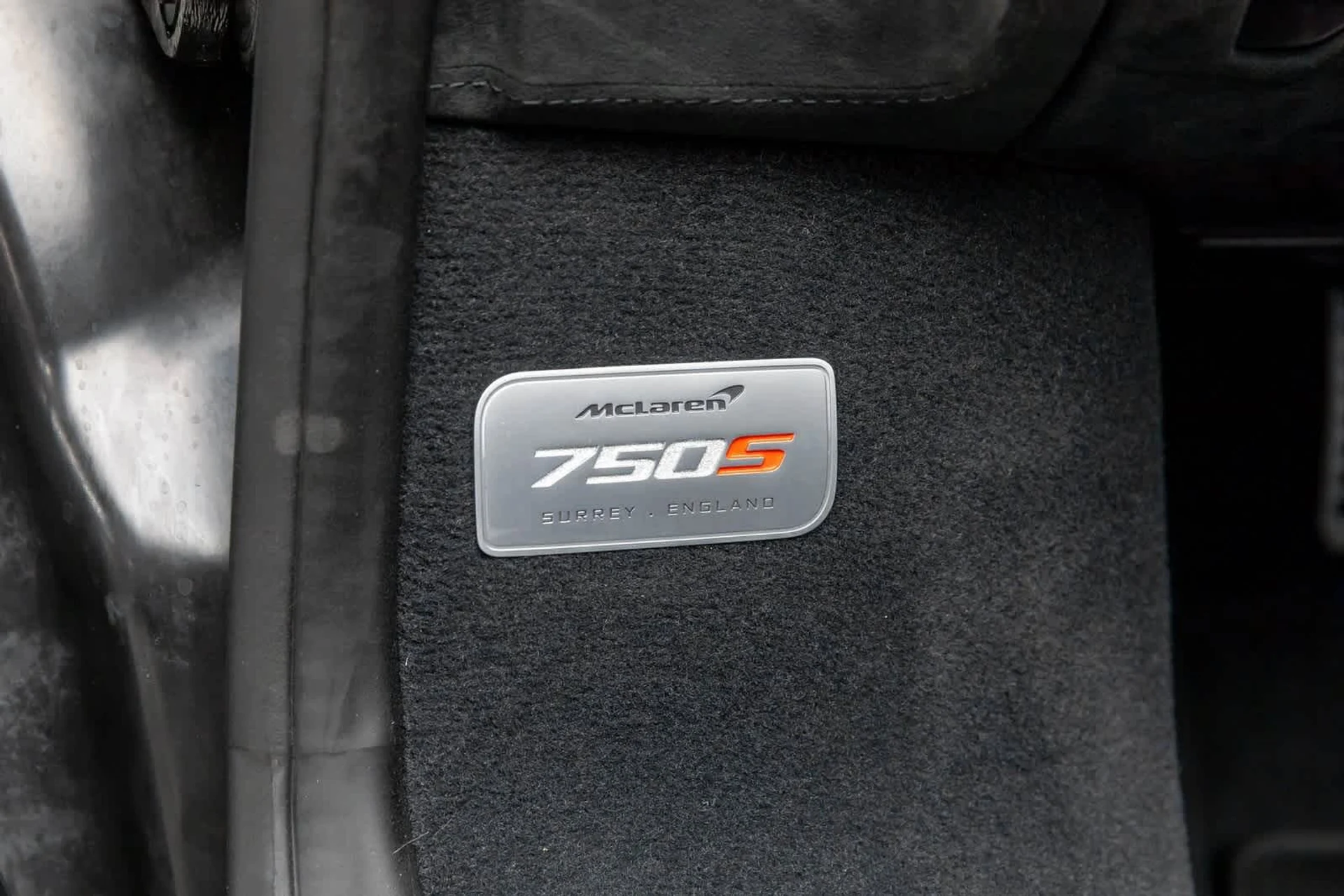 mph006_2862869978_7_a6c04d2c10