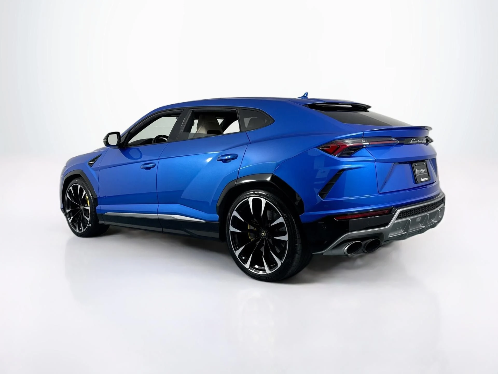 mph006_2863441280_Used_2021_Lamborghini_Urus_1783027555_09aab0a4b3