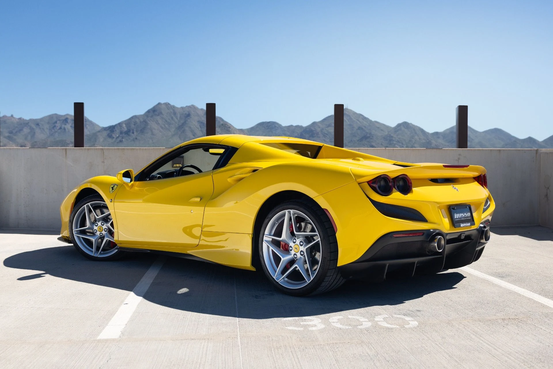 mph006_286417998_Used_2022_Ferrari_F8_Spider_1790977692_bd7f1c6435