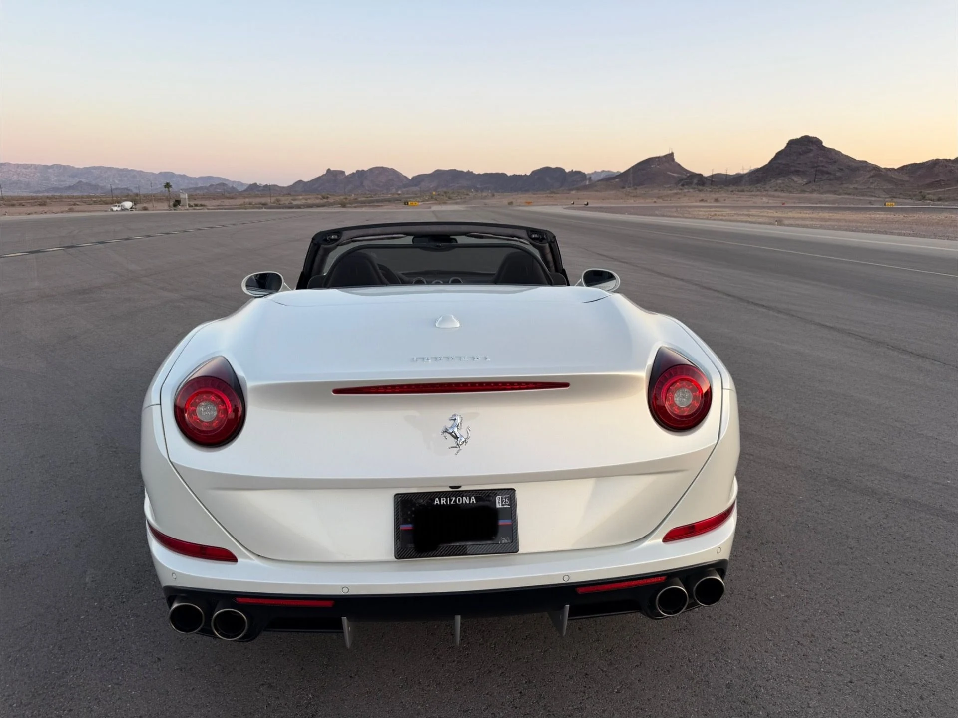 mph006_2867958518_Used_2015_Ferrari_California_T_1754670246_c898a28754