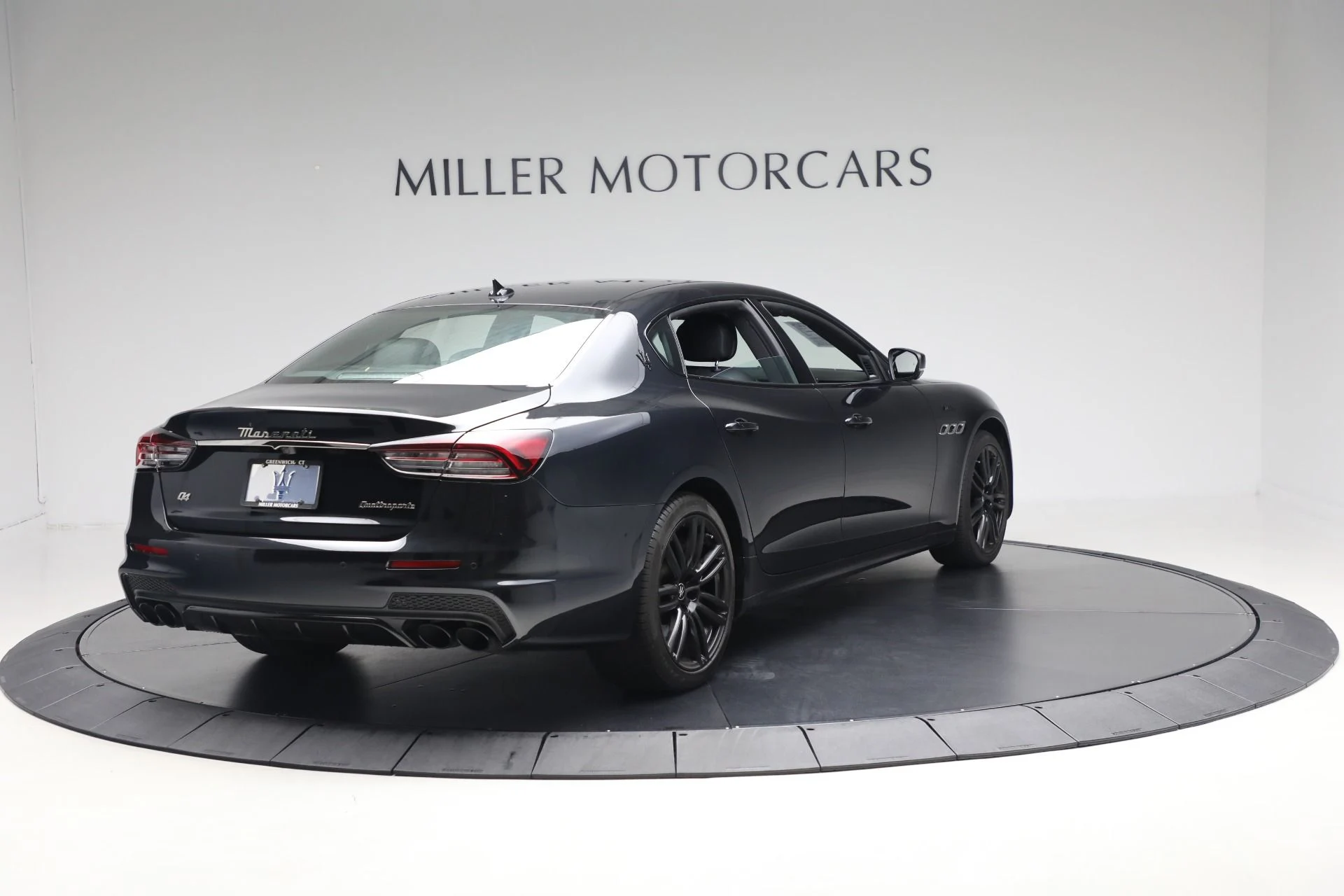 mph006_2884082848_Used_2022_Maserati_Quattroporte_Modena_Q4_f21bc3b606