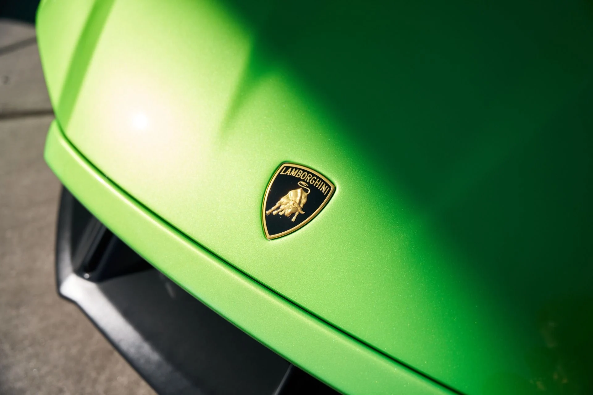mph006_2885291770_Used_2024_Lamborghini_Huracan_STO_Base_1793231344_ade9b454c5