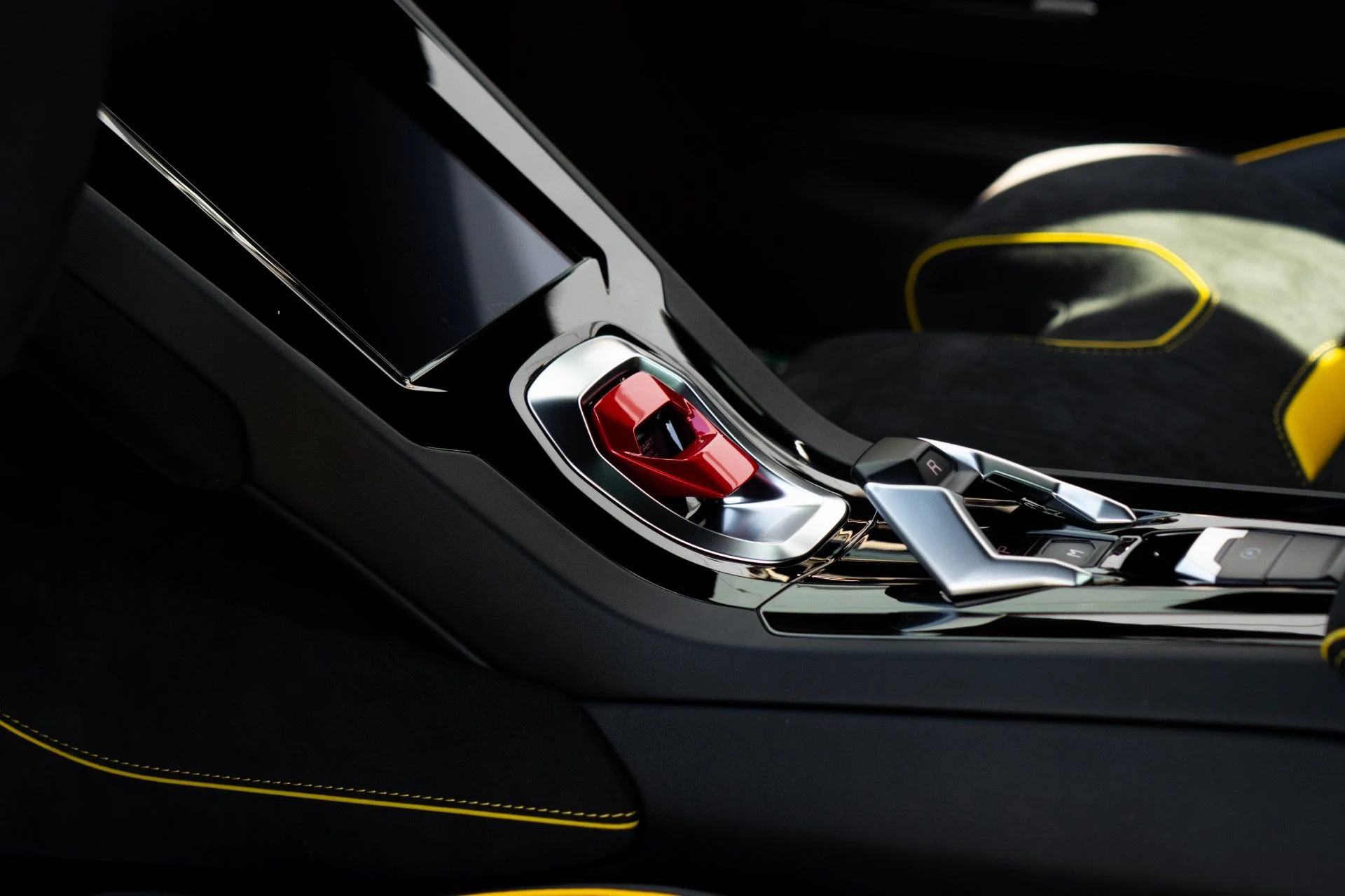 mph006_2891331092_Used_2022_Lamborghini_Huracan_EVO_1764129423_7dc2749c7b