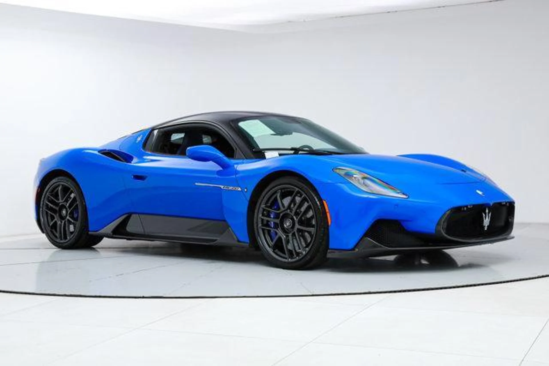 mph006_2894092266_c_P_Dc_S_Bq_LYRUL_0u_q1co6o_B3_E_L0_44fbb2fc98