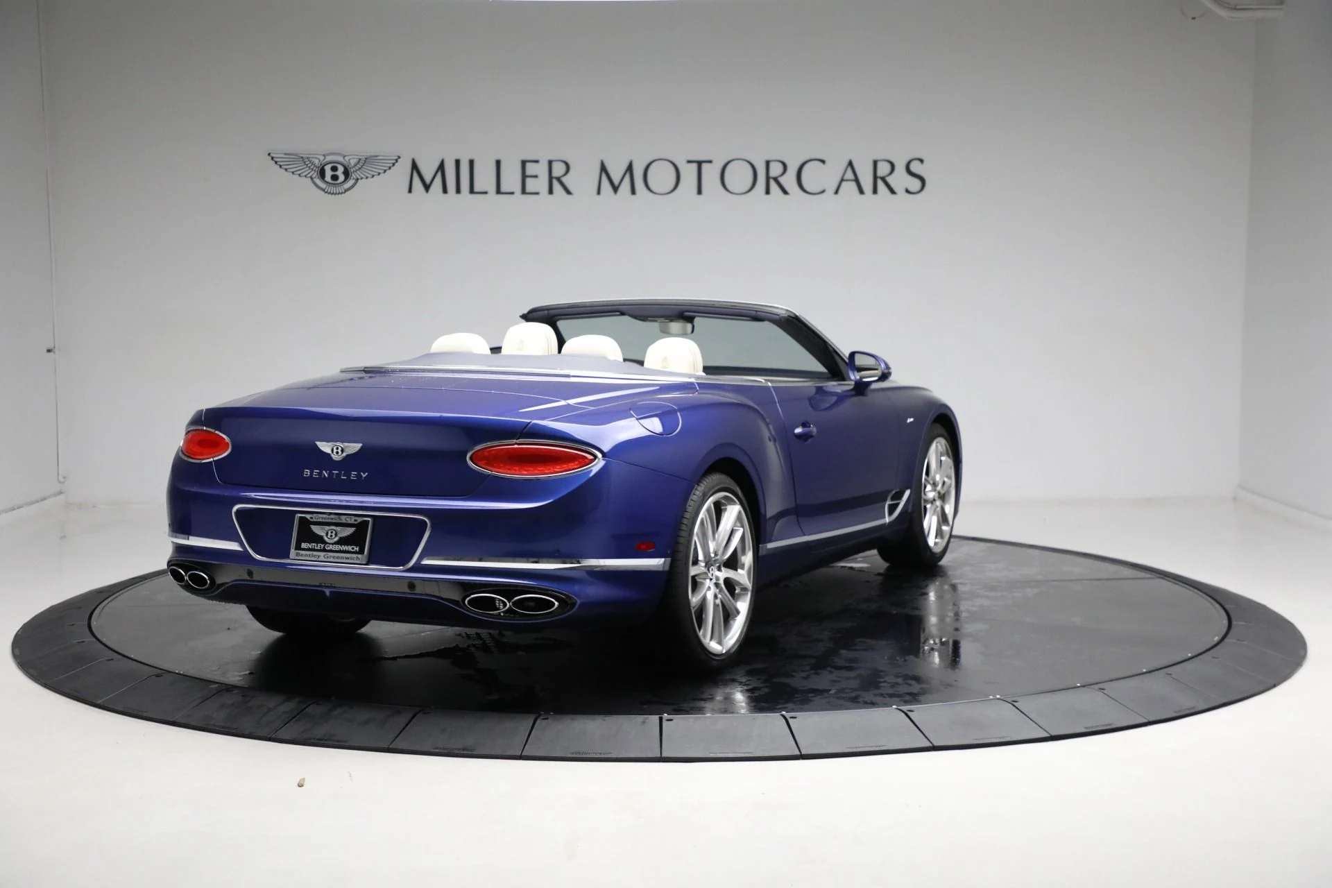 mph006_2908967677_Used_2023_Bentley_Continental_GTC_Azure_V8_4d9b7a42b8
