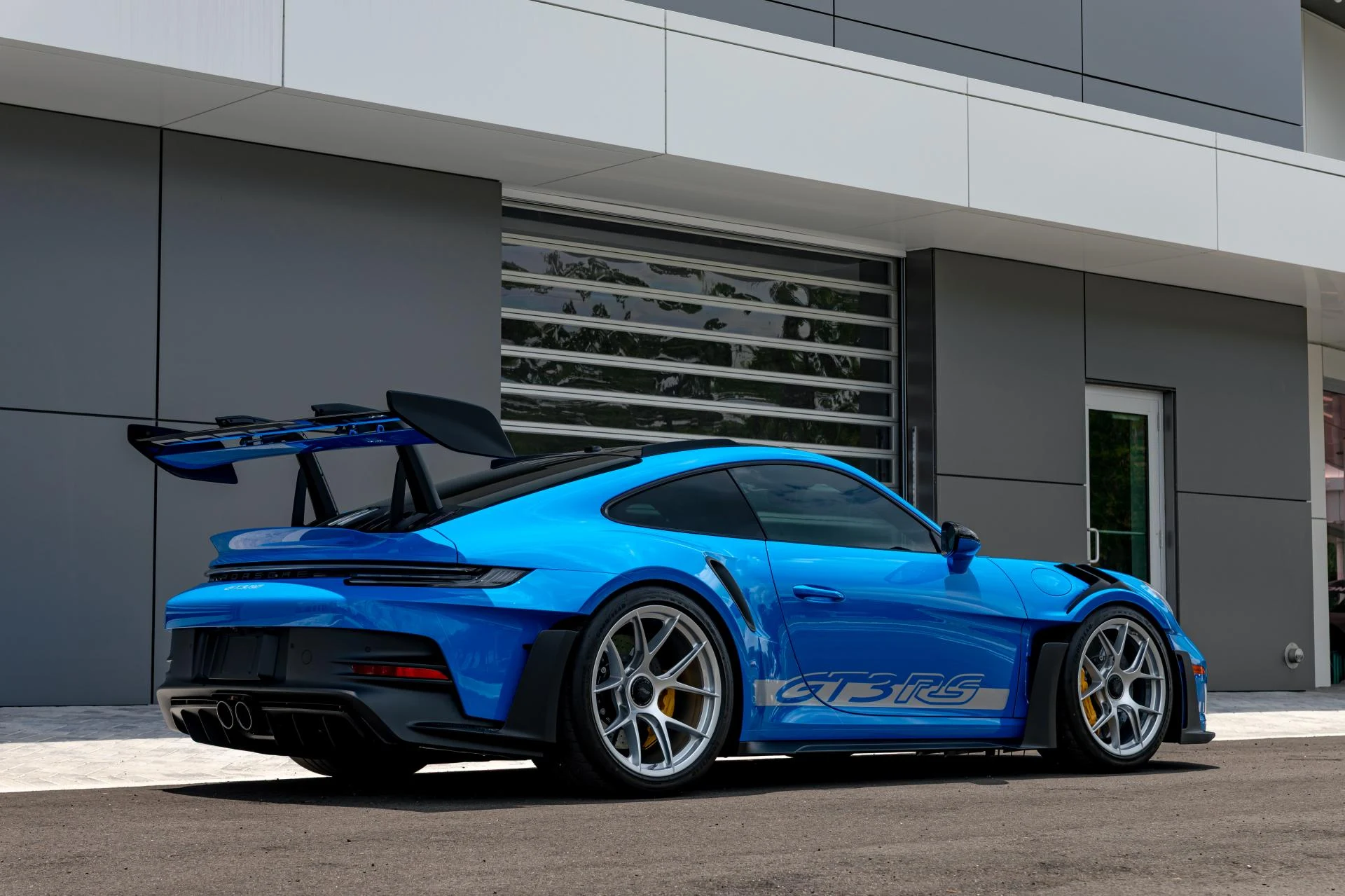 mph006_2909758226_551_p7_l_aa513b320c