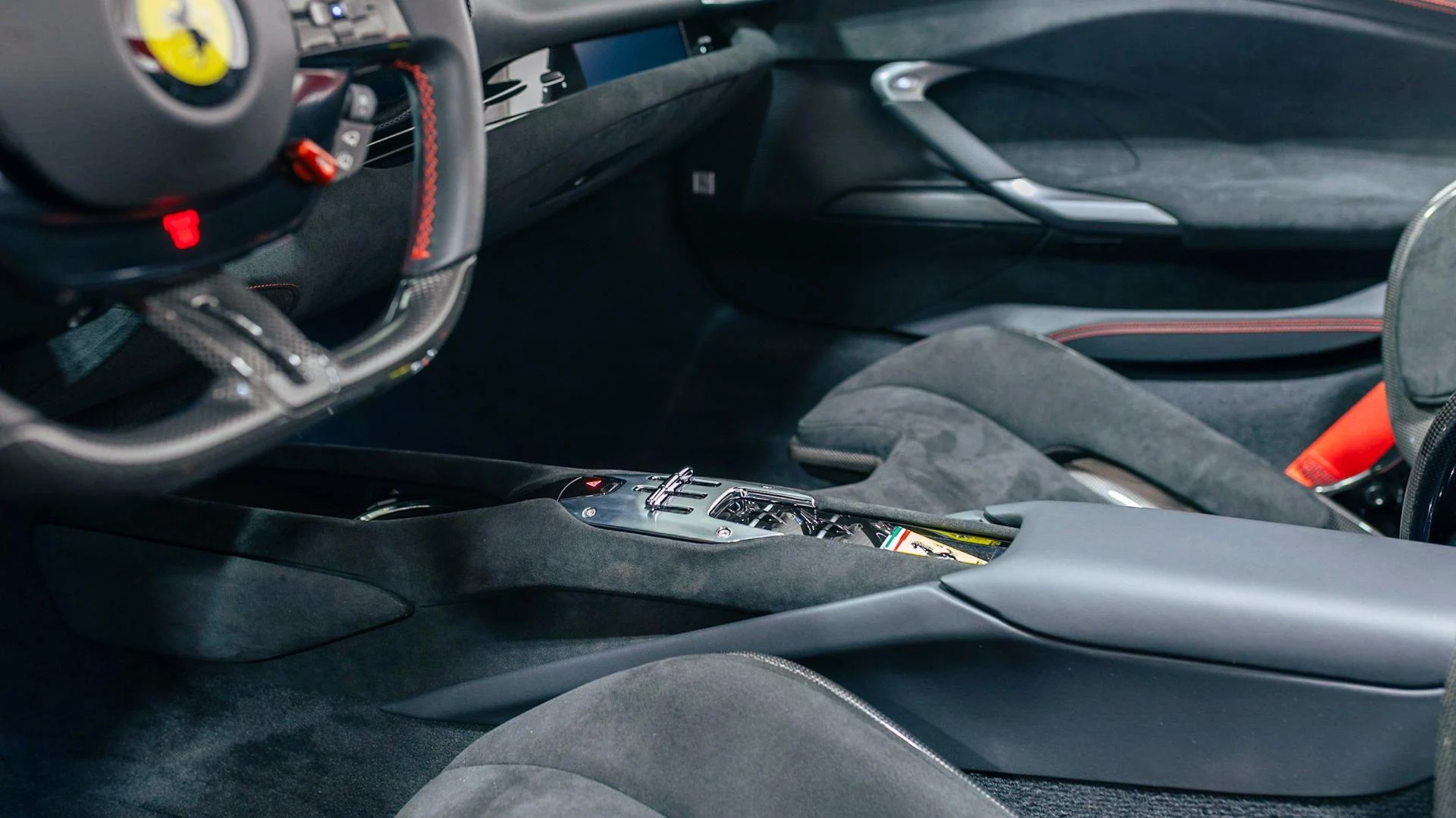 mph006_2913808110_Used_2026_Ferrari_296_GTS_1793275288_c05bd87186