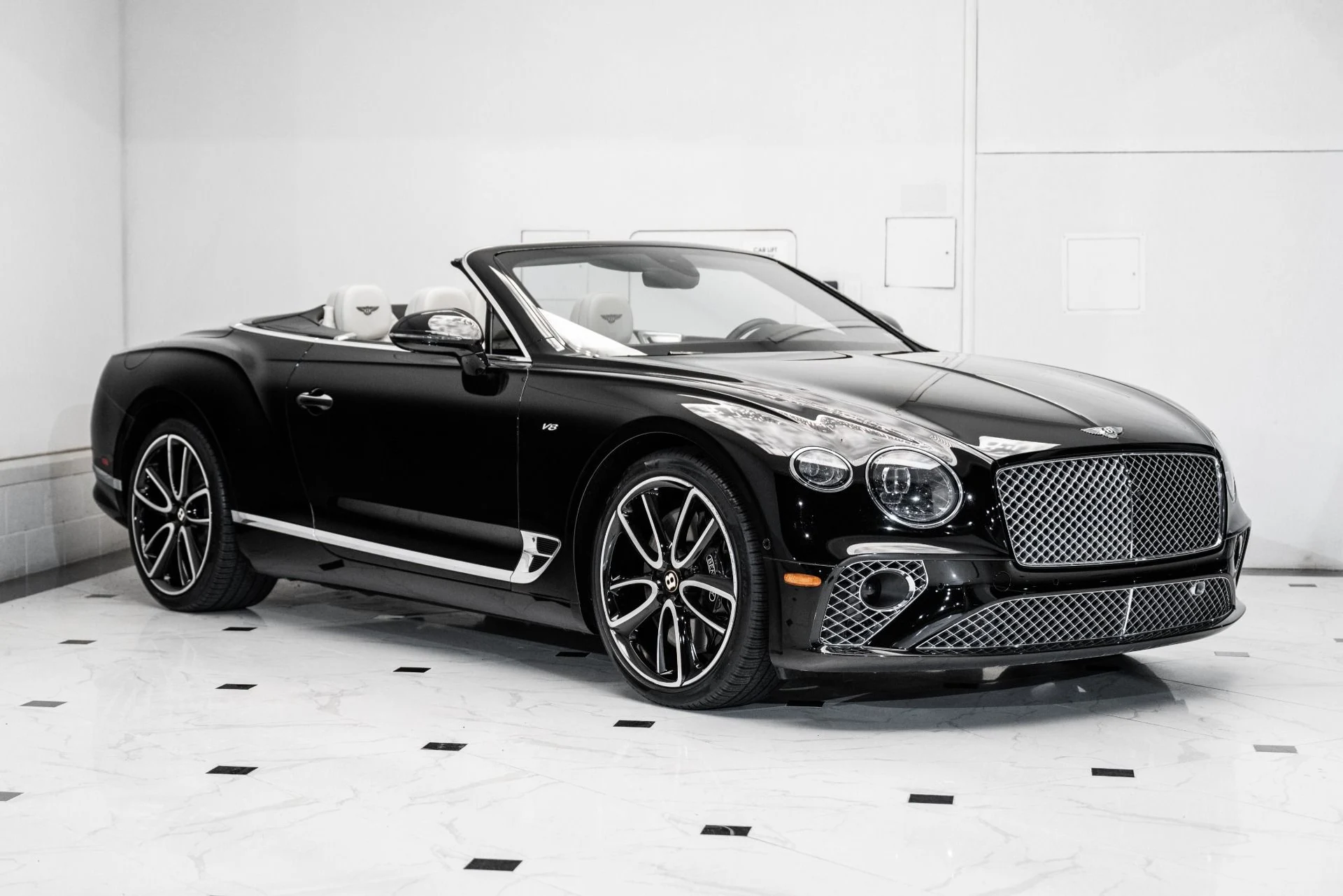 mph006_2914269070_Used_2020_Bentley_Continental_GTC_V8_1739205843_3d13c2552c