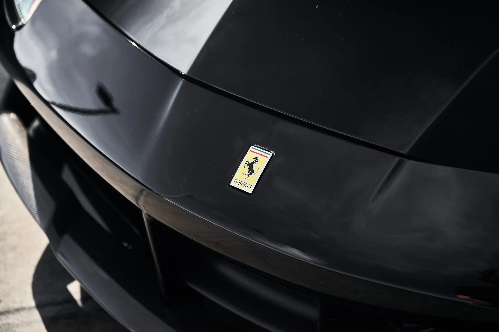 mph006_2914303259_Used_2018_Ferrari_488_Spider_Base_1786671523_8137f4f1cf