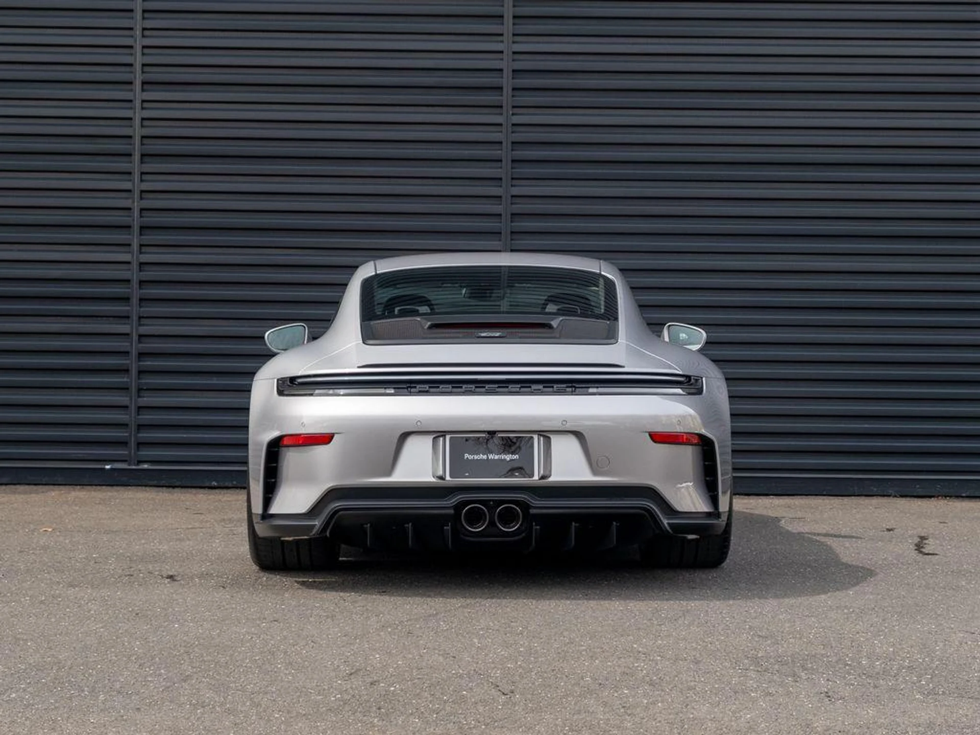 mph006_2914953176_v1_P2_C_Md_EE_Ux_N_Et_D1_Ol_F_Oq_V3_Vdh_E_b34fc0f0a9