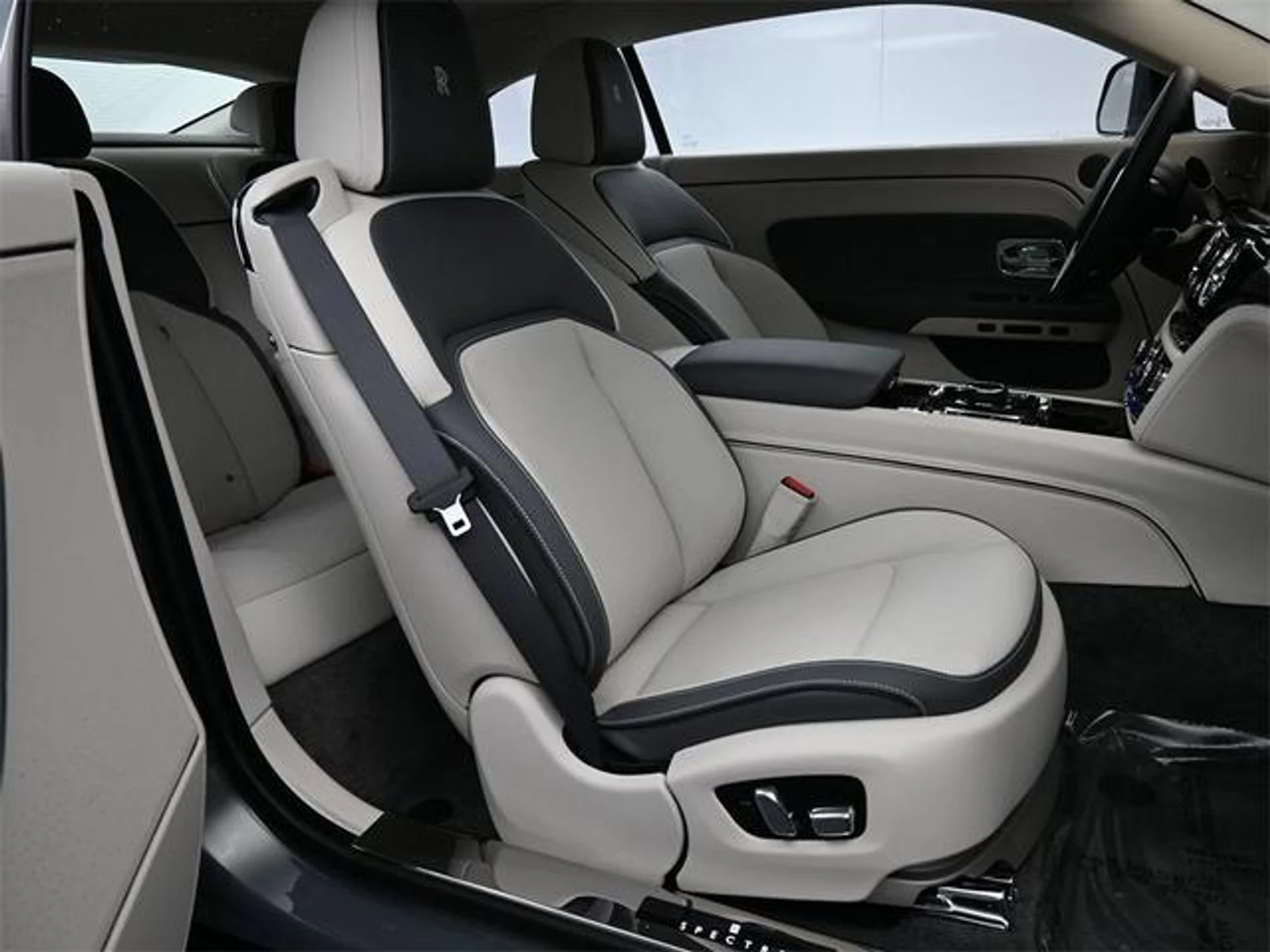 mph006_2918856707_PF_Qxp_R_Vi4_HZDG_Jy4yz_W1_LW_Wskk_66708676ec