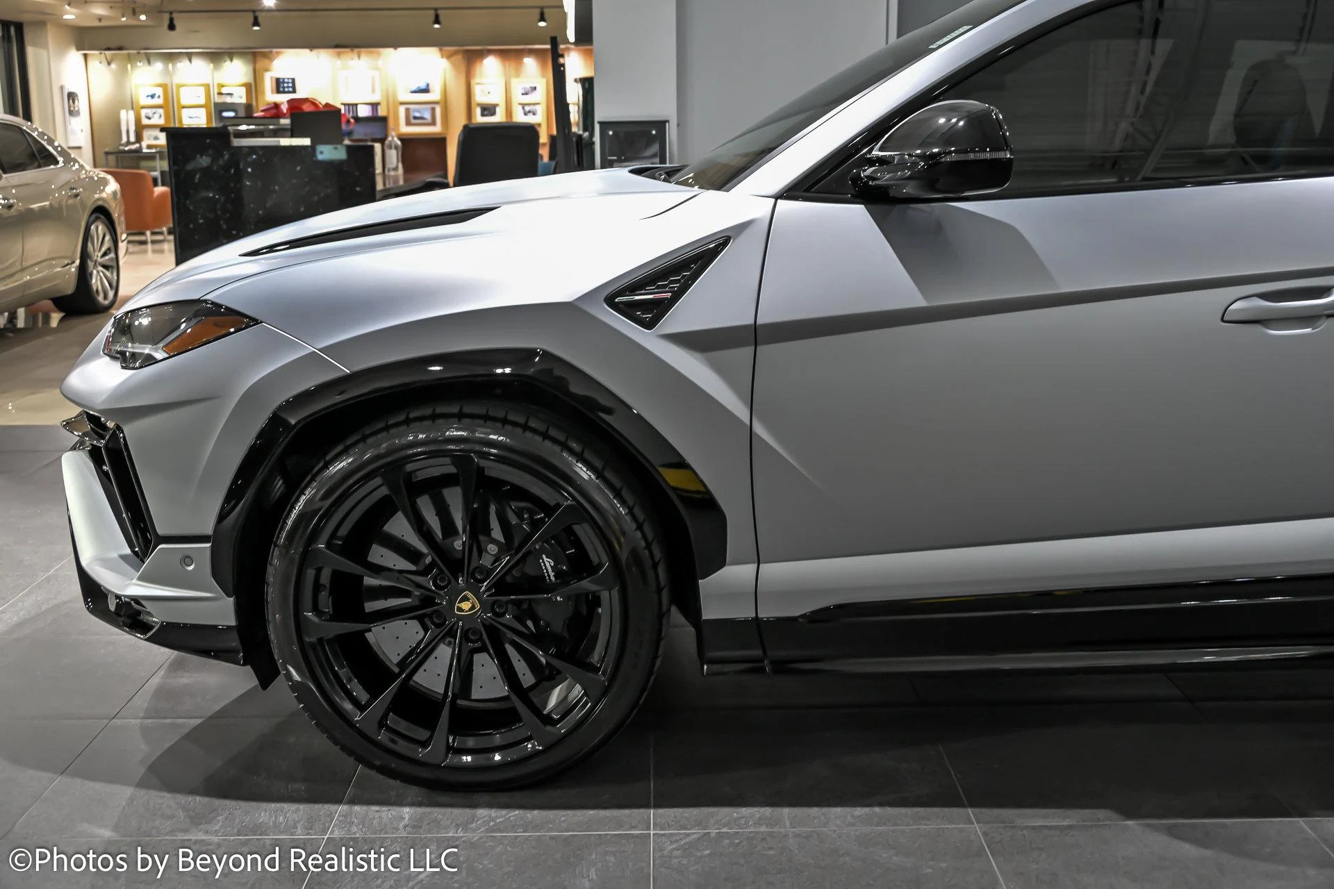 mph006_2927840133_Used_2023_Lamborghini_Urus_S_1766137469_3ea619400b