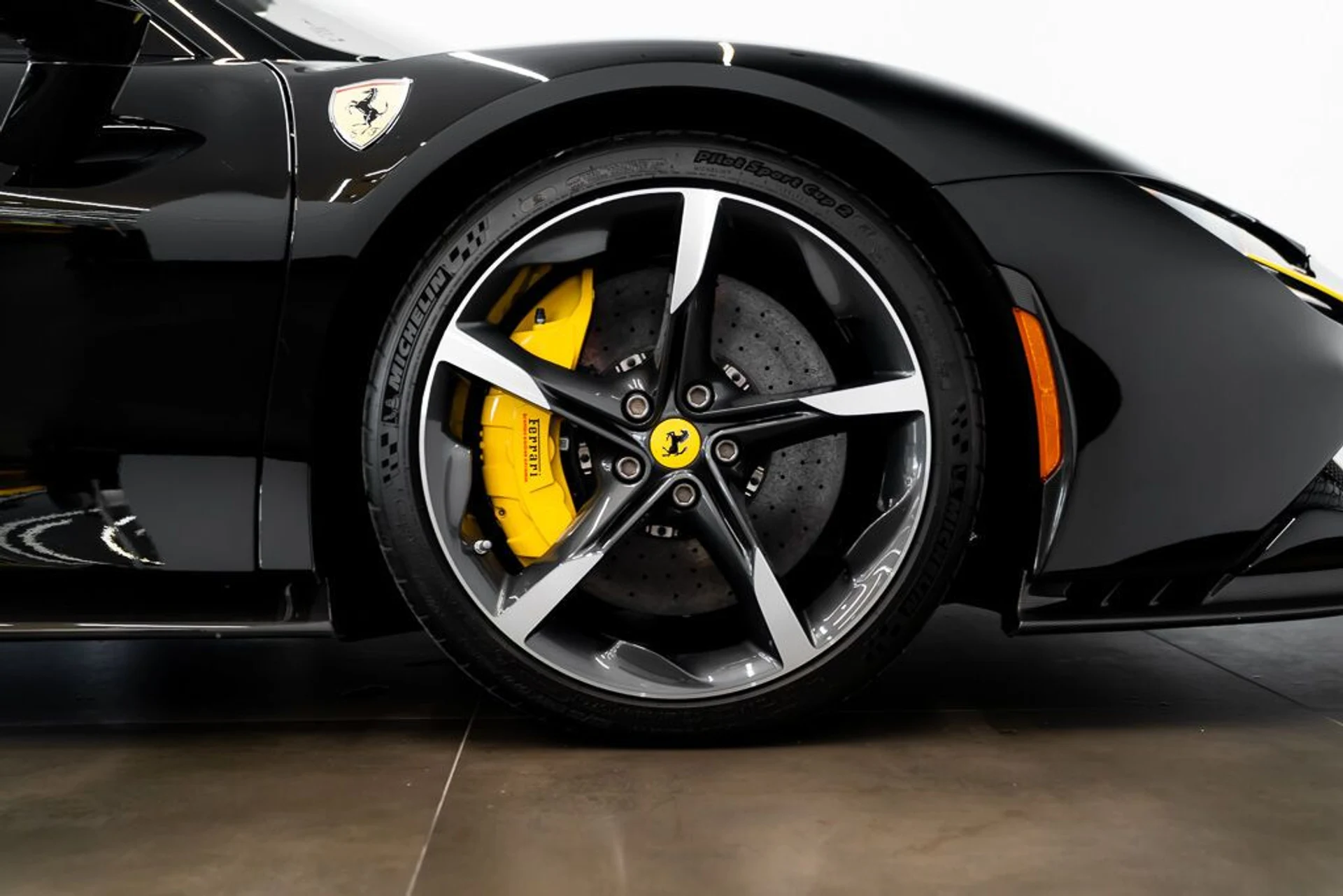 mph006_2928669446_ferrari_sf90_stradale_2021_jpg_v_1773863537_c74e2f67d9