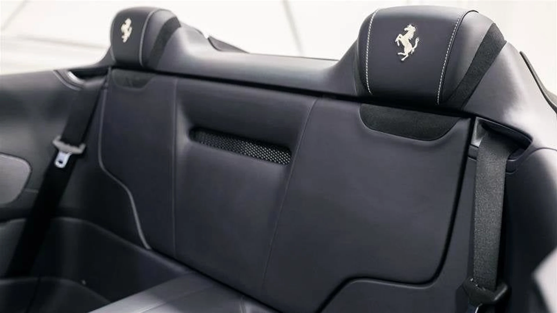 mph006_2928745240_a29fa8ff95244c5fb70c295176098b89_dec50ef9e9