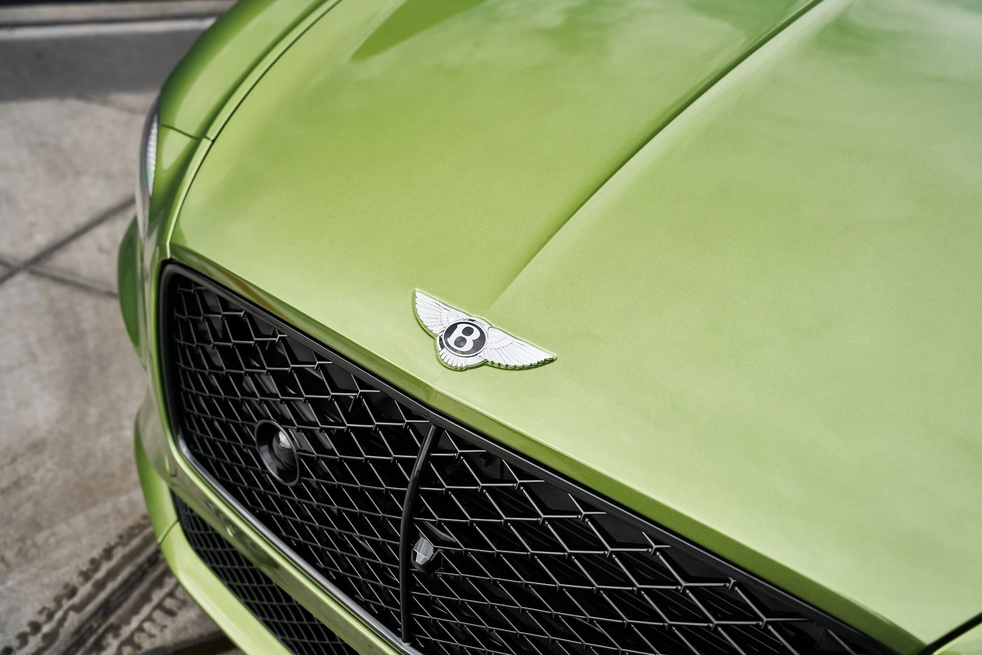 mph006_2931243322_Used_2025_Bentley_Continental_GT_Speed_1763168575_d148199935