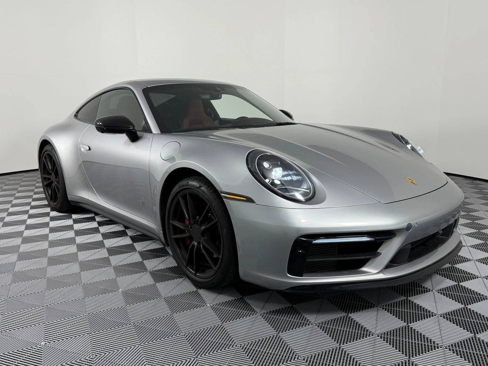 mph006_293935935_b615a86cda595486b0a52db07169e38bx_495b6c2ddc