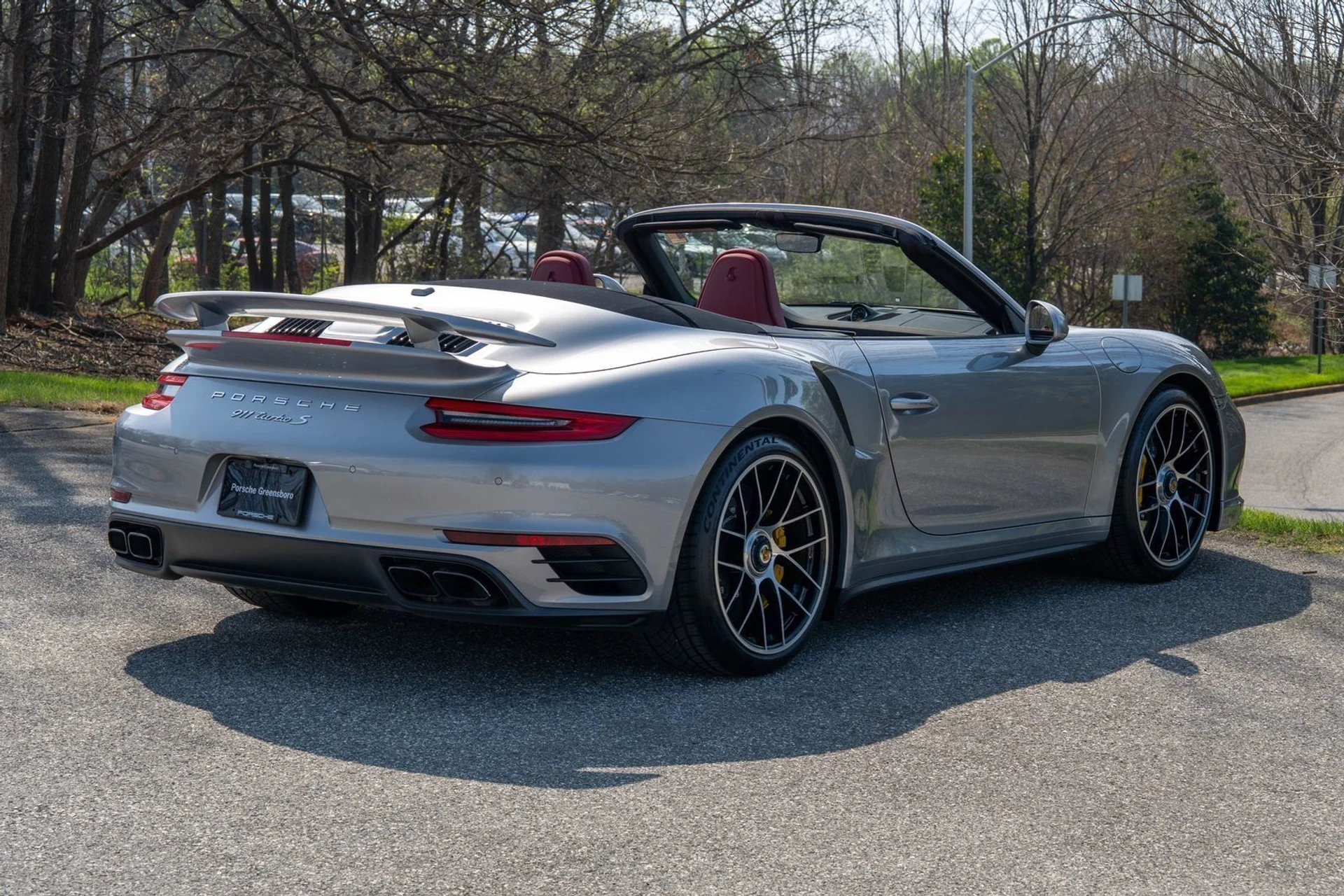 mph006_294560988_d437375c7f53393cb21d0ff847e56be0_533bdc030b